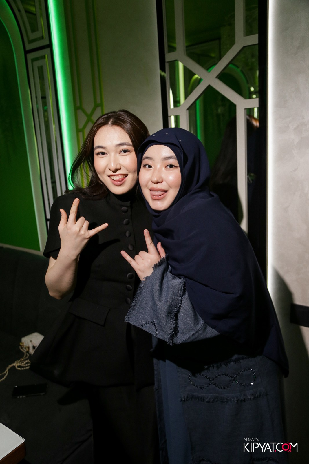 УХО И МЕДВЕДЬ НА ГАГАРИНА. КИПЯТКОМ АЛМАТЫ!