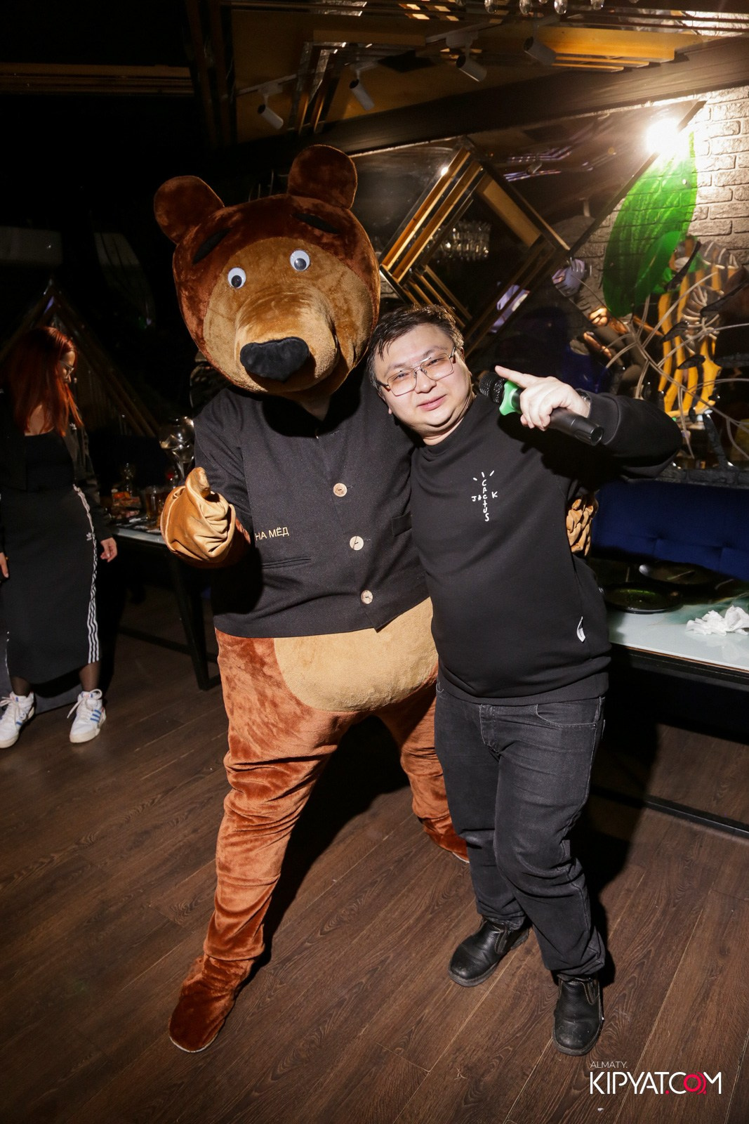 УХО И МЕДВЕДЬ НА ГАГАРИНА. КИПЯТКОМ АЛМАТЫ!