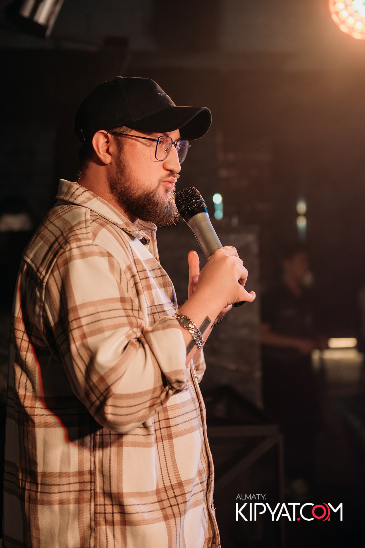 СОЛЬНЫЙ STAND UP КОНЦЕРТ АЛЕКСАНДРА МЕРКУЛЯ. КИПЯТКОМ АЛМАТЫ!