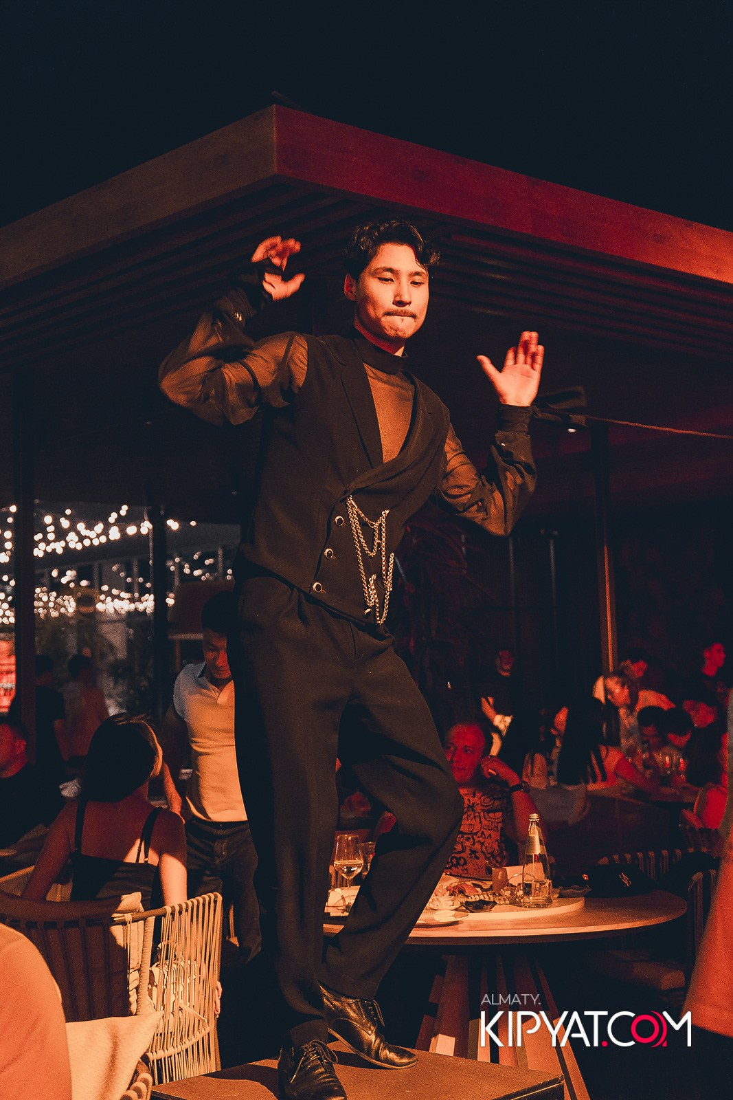 QUEEN. КИПЯТКОМ АЛМАТЫ!