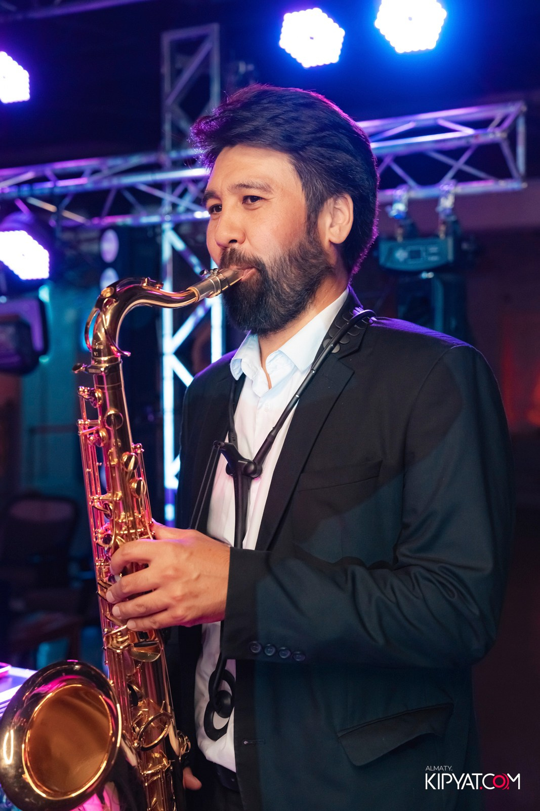 EDEN POOL & BAR. КИПЯТКОМ АЛМАТЫ!