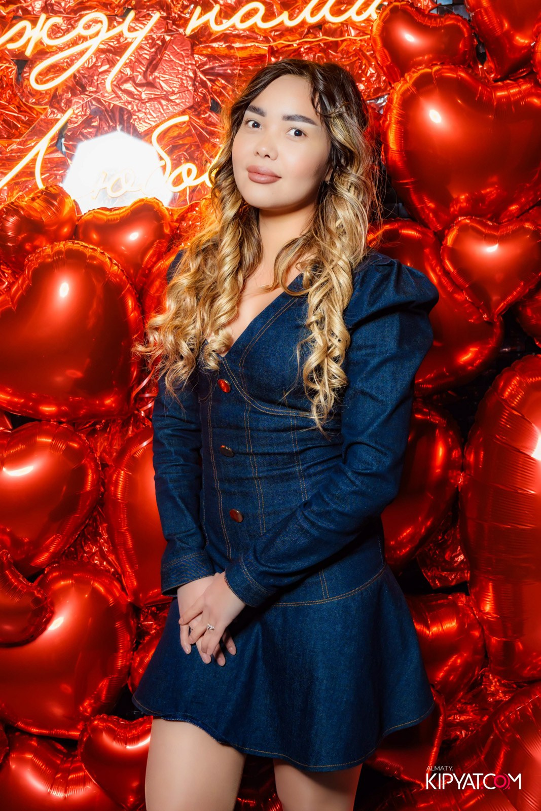 LAUREATE KARAOKE HALL. КИПЯТКОМ АЛМАТЫ!