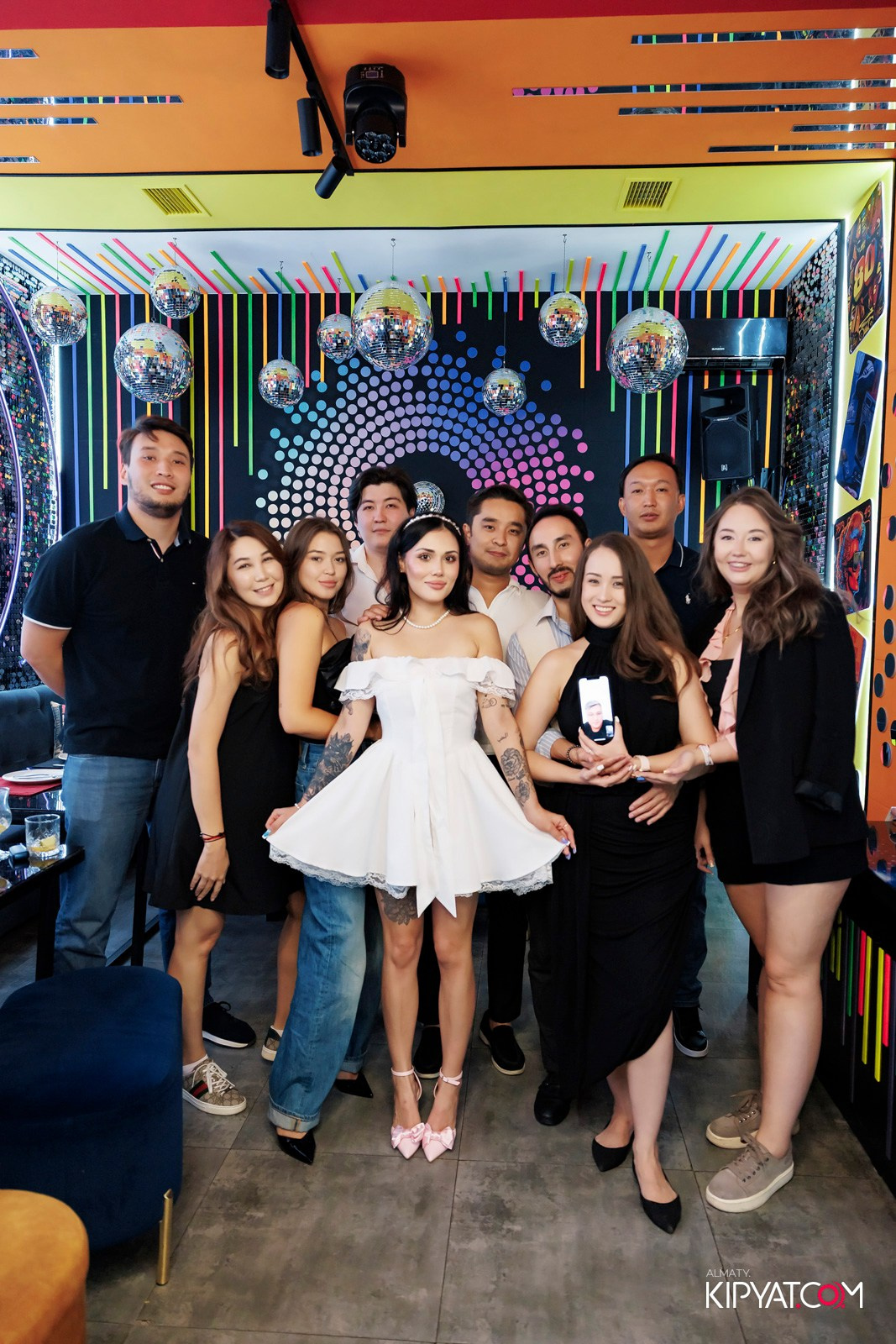 ЗАЯ, НА БИС. КИПЯТКОМ АЛМАТЫ!