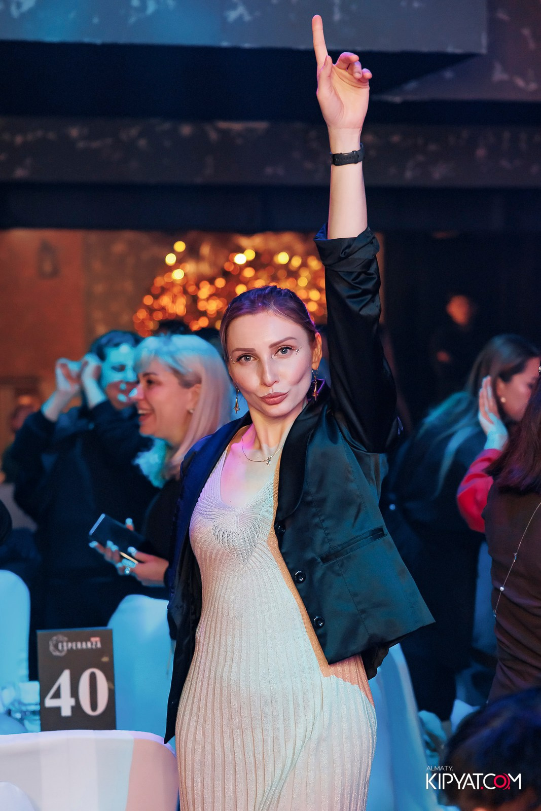 МУЗЫКАЛЬНОЕ ЛОТО В HIT RETRO. КИПЯТКОМ АЛМАТЫ! Фотосъемка мероприятий в Алматы