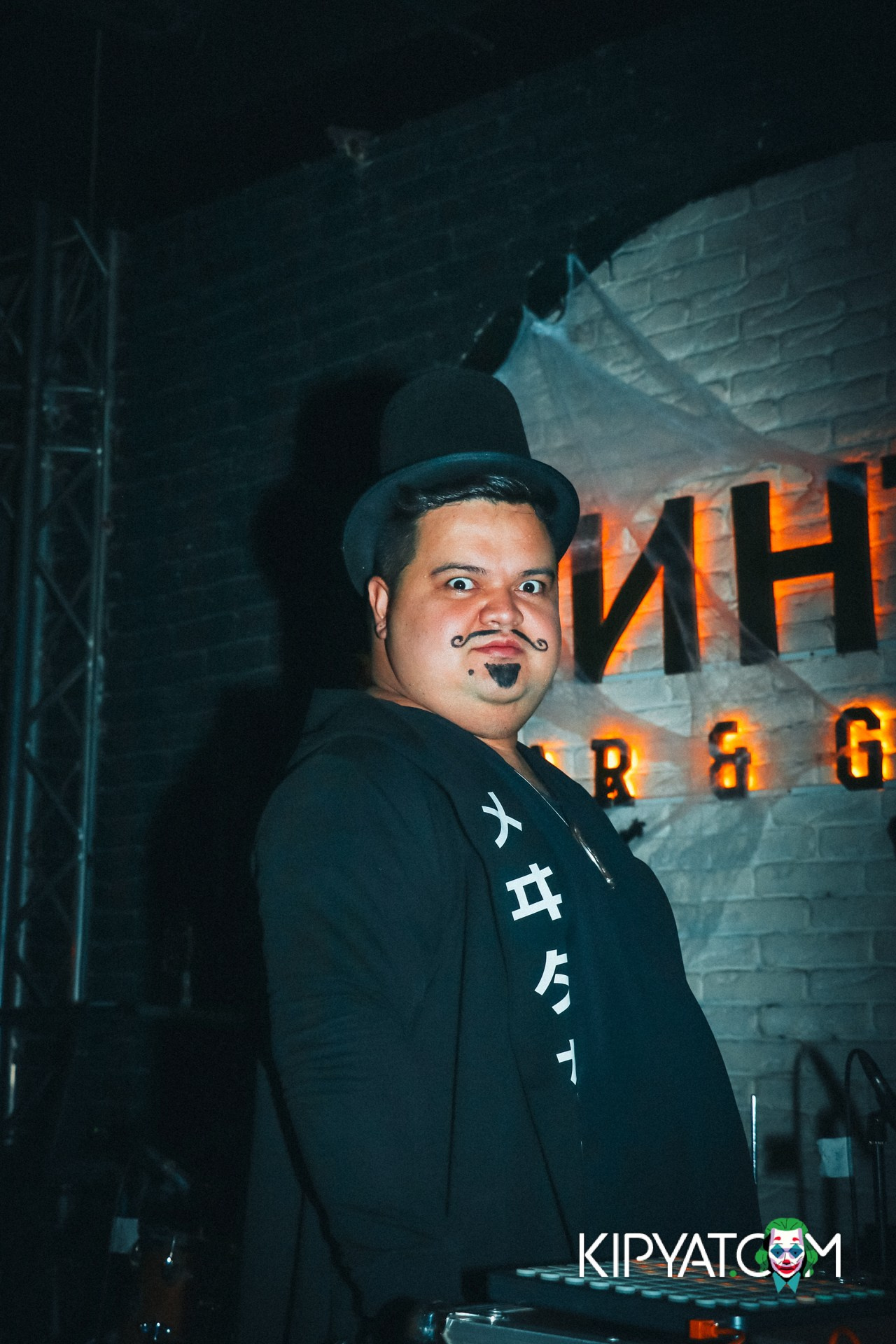 ПИНТА НА ДОСТЫК. КИПЯТКОМ АЛМАТЫ!