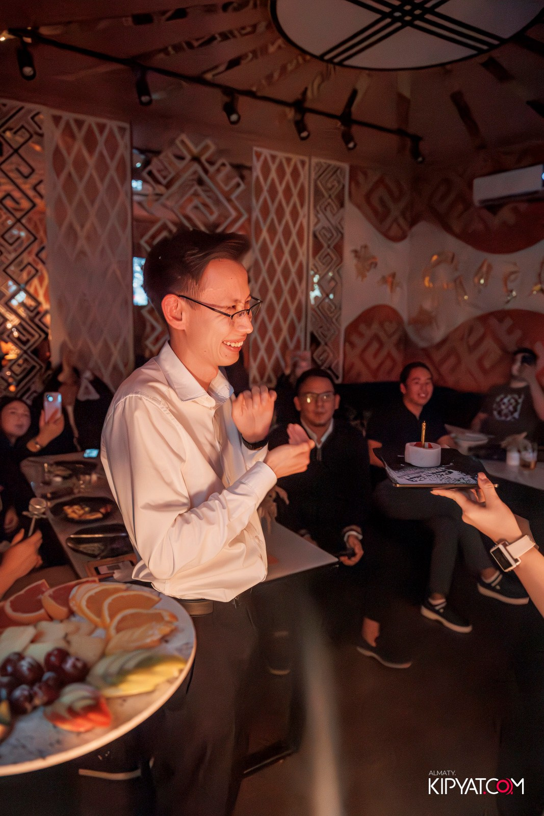 УХО И МЕДВЕДЬ НА ГАГАРИНА. КИПЯТКОМ АЛМАТЫ!