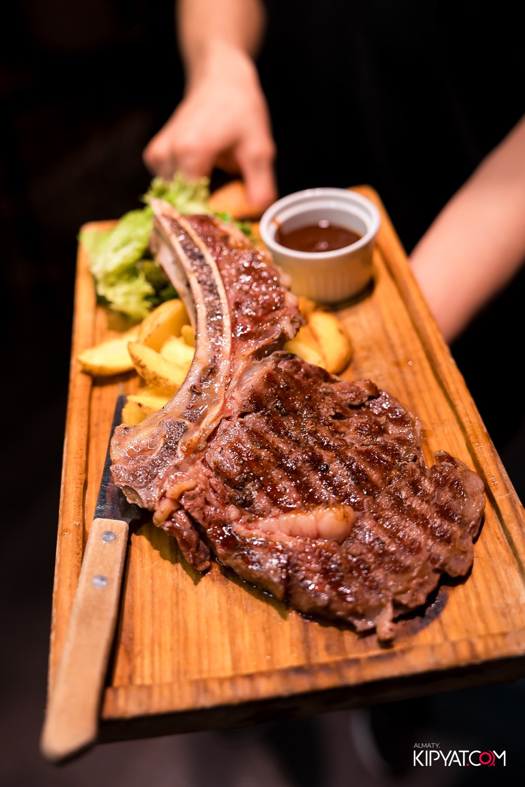 ОТКРЫТИЕ ЛЕТНЕЙ ТЕРАССЫ В РЕСТОРАНЕ ЛАРИСС ИВАННУ ХАЧУ. КИПЯТКОМ АЛМАТЫ!