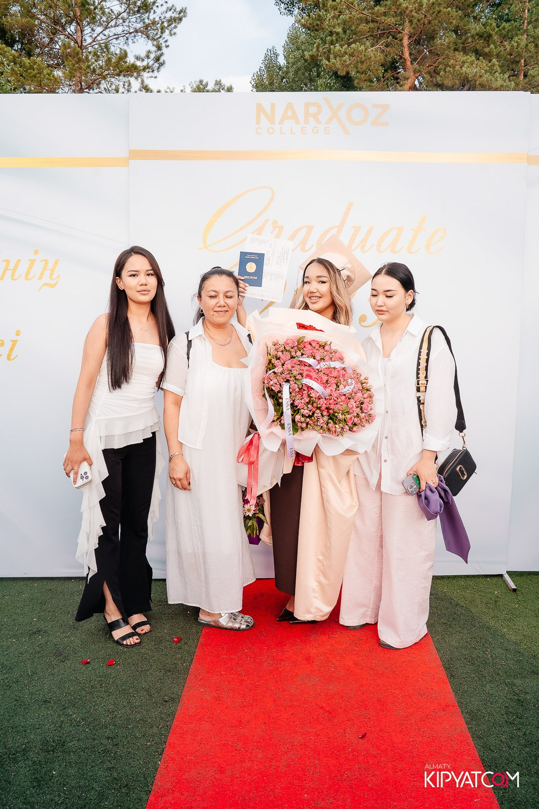 ВРУЧЕНИЕ ДИПЛОМОВ — НАРХОЗ КОЛЛЕДЖ. Part 1. КИПЯТКОМ АЛМАТЫ!