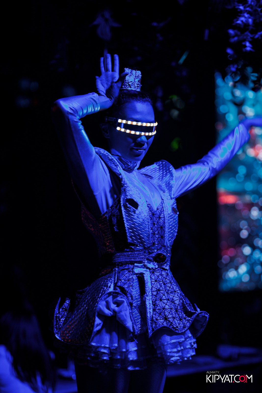 FRIENDS BAR & TERRACE. КИПЯТКОМ АЛМАТЫ!