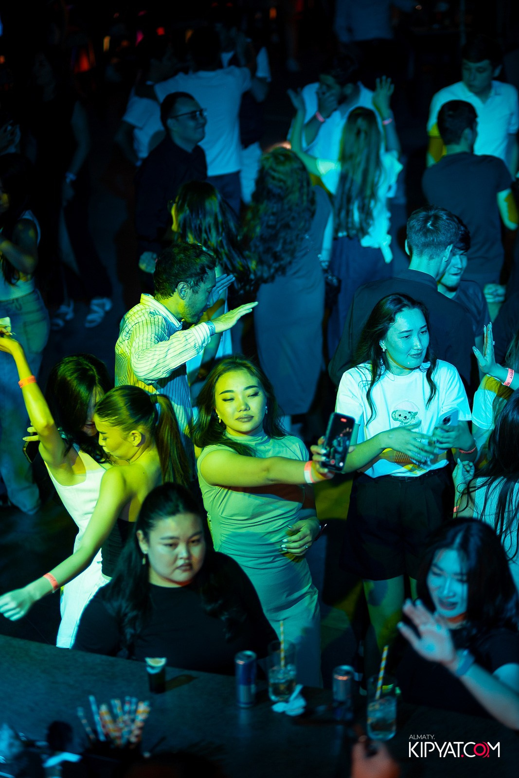 EVENT BAR. КИПЯТКОМ АЛМАТЫ!