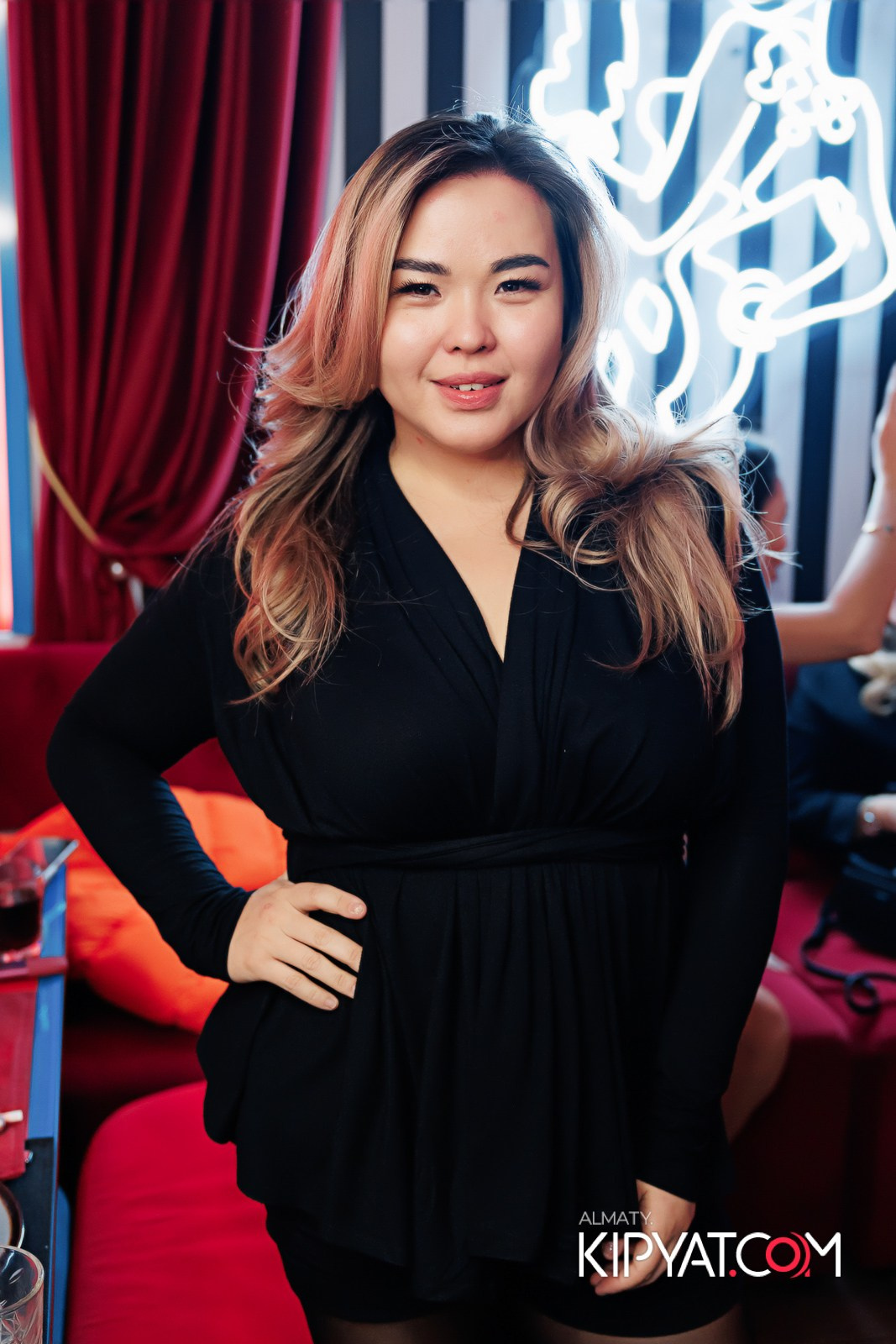 ЗАЯ, НА БИС. КИПЯТКОМ АЛМАТЫ!