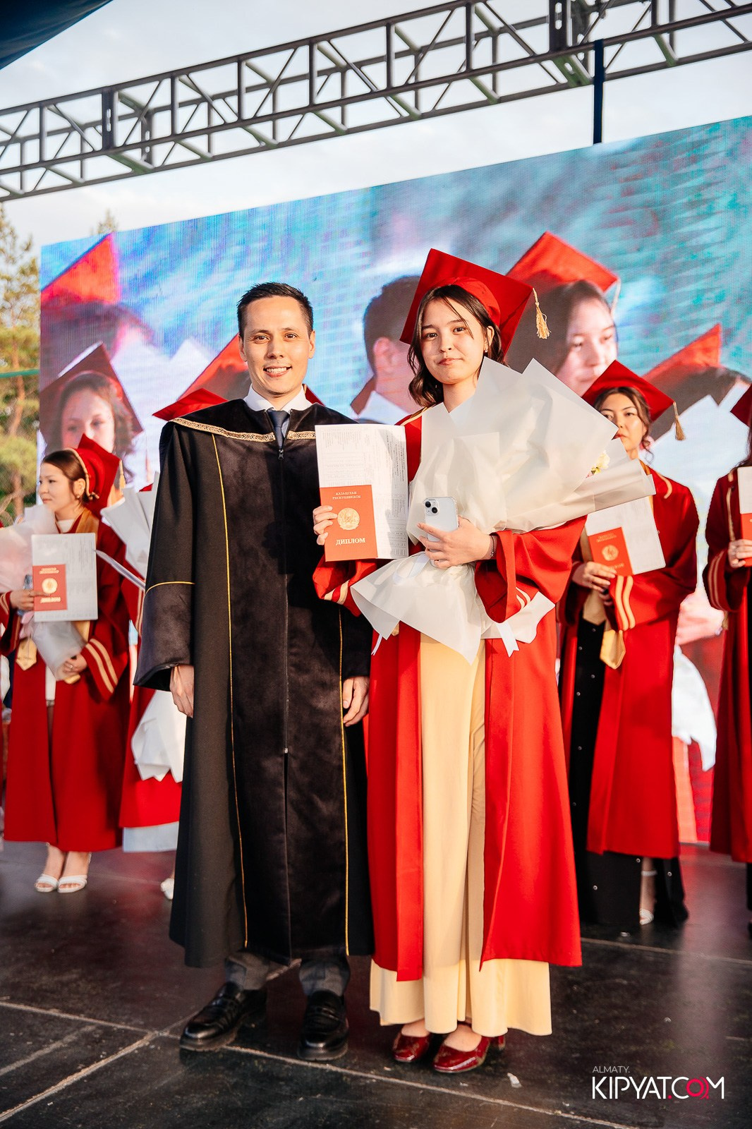 ВРУЧЕНИЕ ДИПЛОМОВ — НАРХОЗ КОЛЛЕДЖ. Part 4. КИПЯТКОМ АЛМАТЫ!