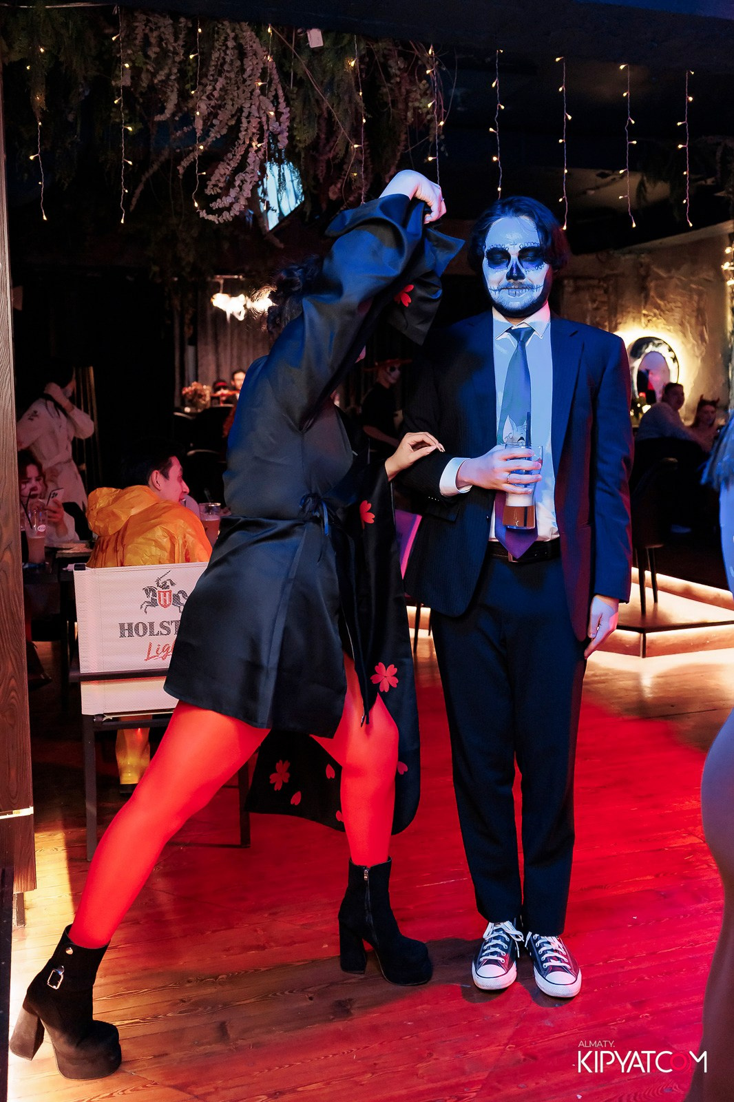 MUNCHEN PUB NA PANFILOVA. КИПЯТКОМ АЛМАТЫ!