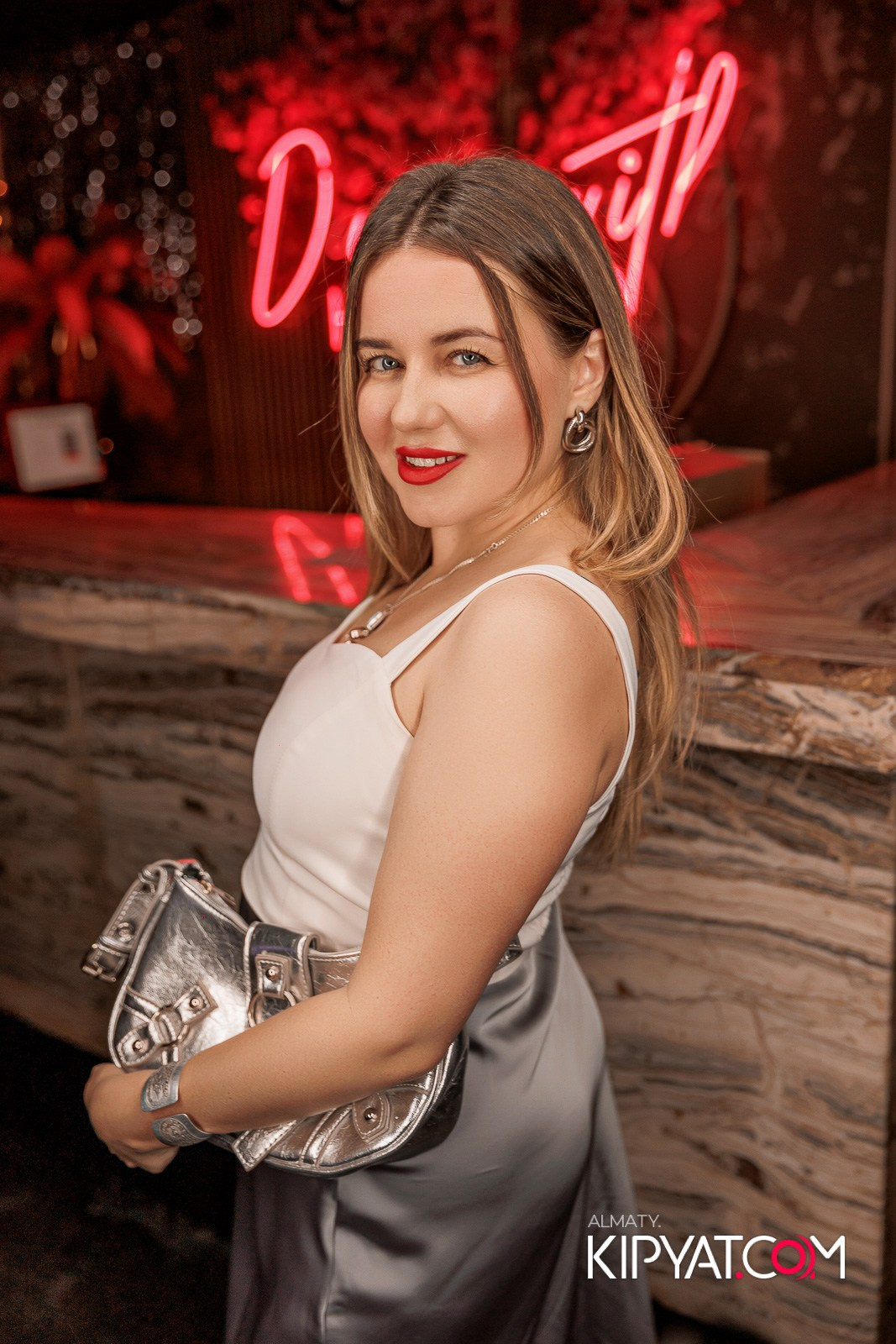 МУЗЫКАЛЬНОЕ ЛОТО В HIT RETRO. КИПЯТКОМ АЛМАТЫ!