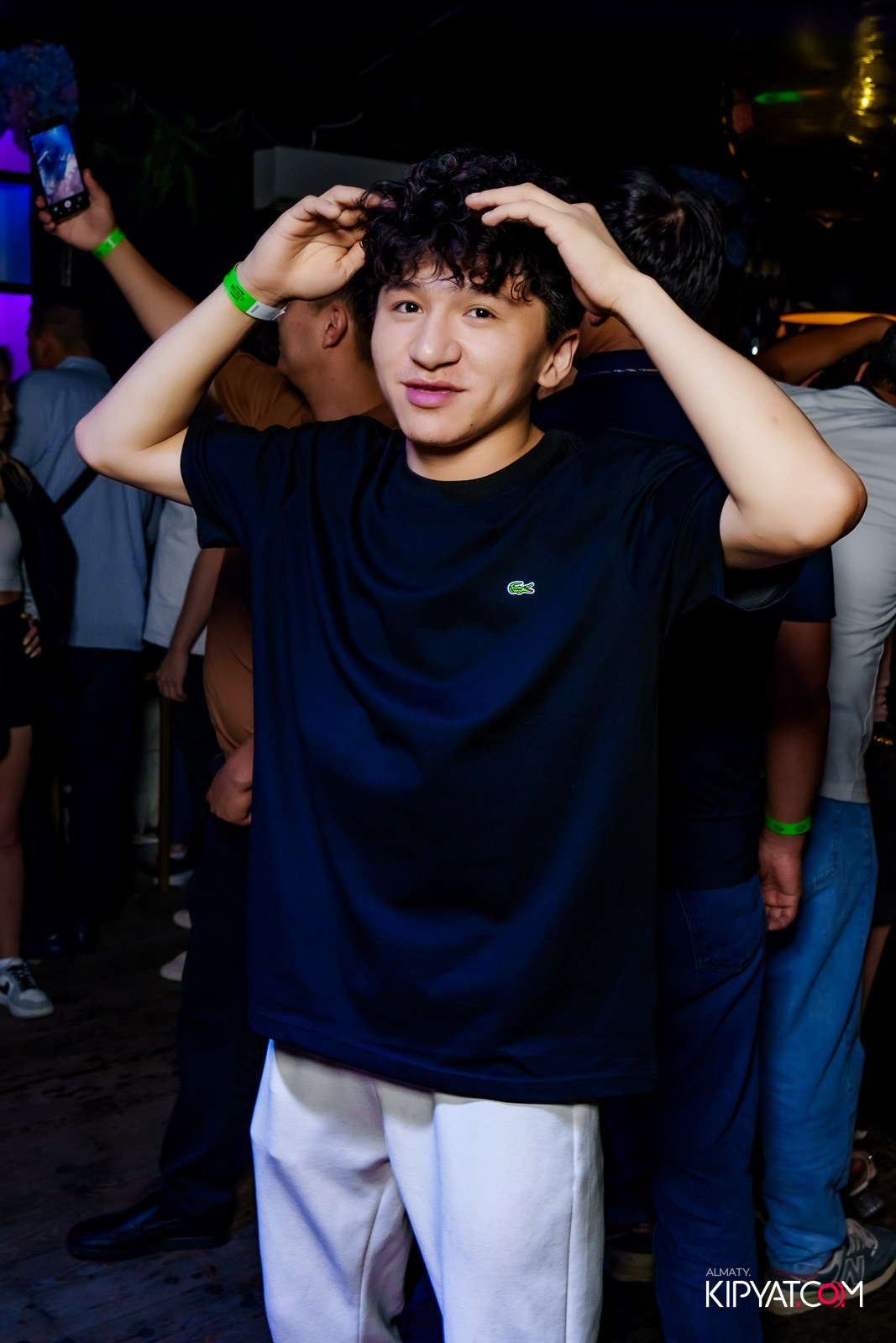 UYAT EMES BAR. КИПЯТКОМ АЛМАТЫ!