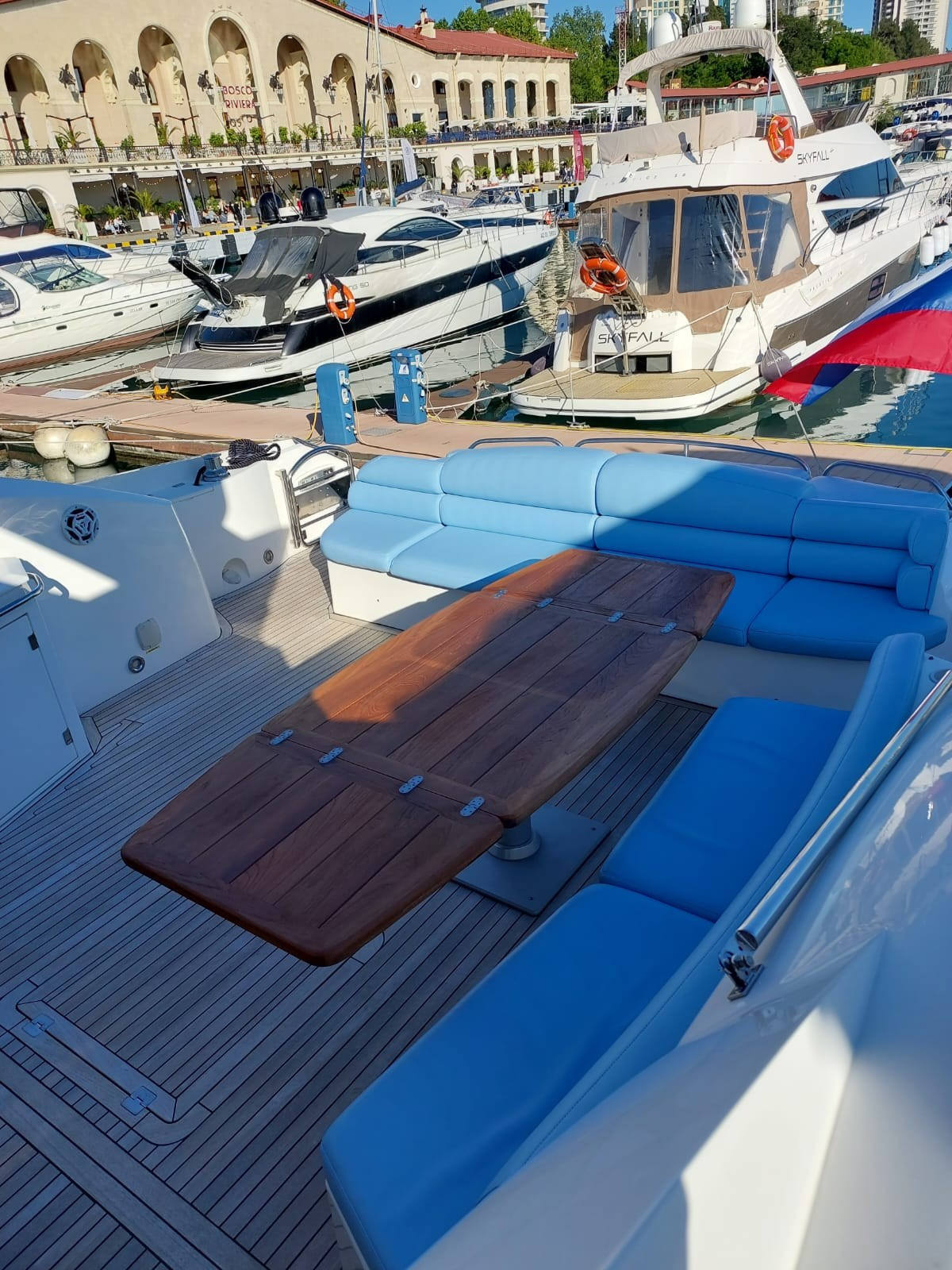 ПРЕМИУМ VIP ЯХТЫ В СОЧИ. Аренда Яхт в Сочи от Эконом до Премиум Класса