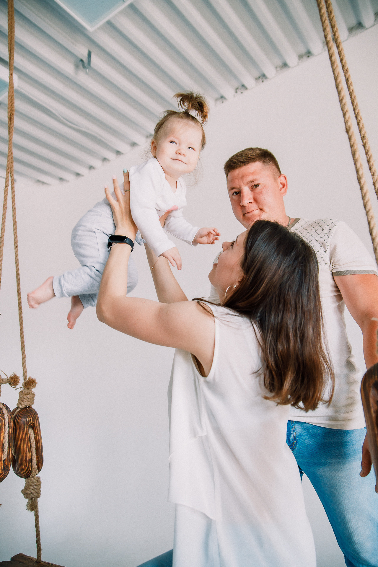 Студийная семейная съёмка. Фотограф Егор Сухов