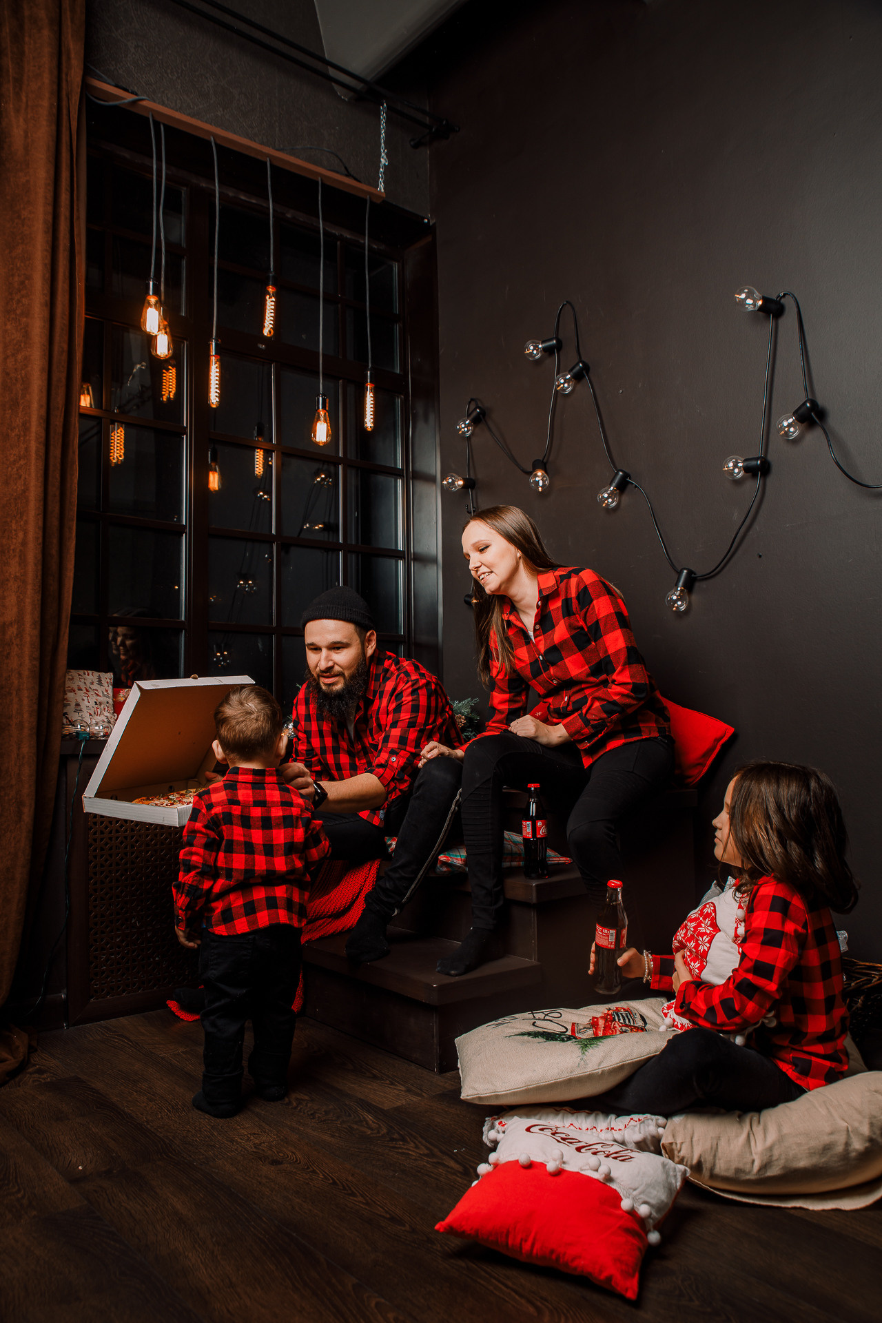 Студийная семейная съёмка|Тимур и Лейла. Фотограф Егор Сухов