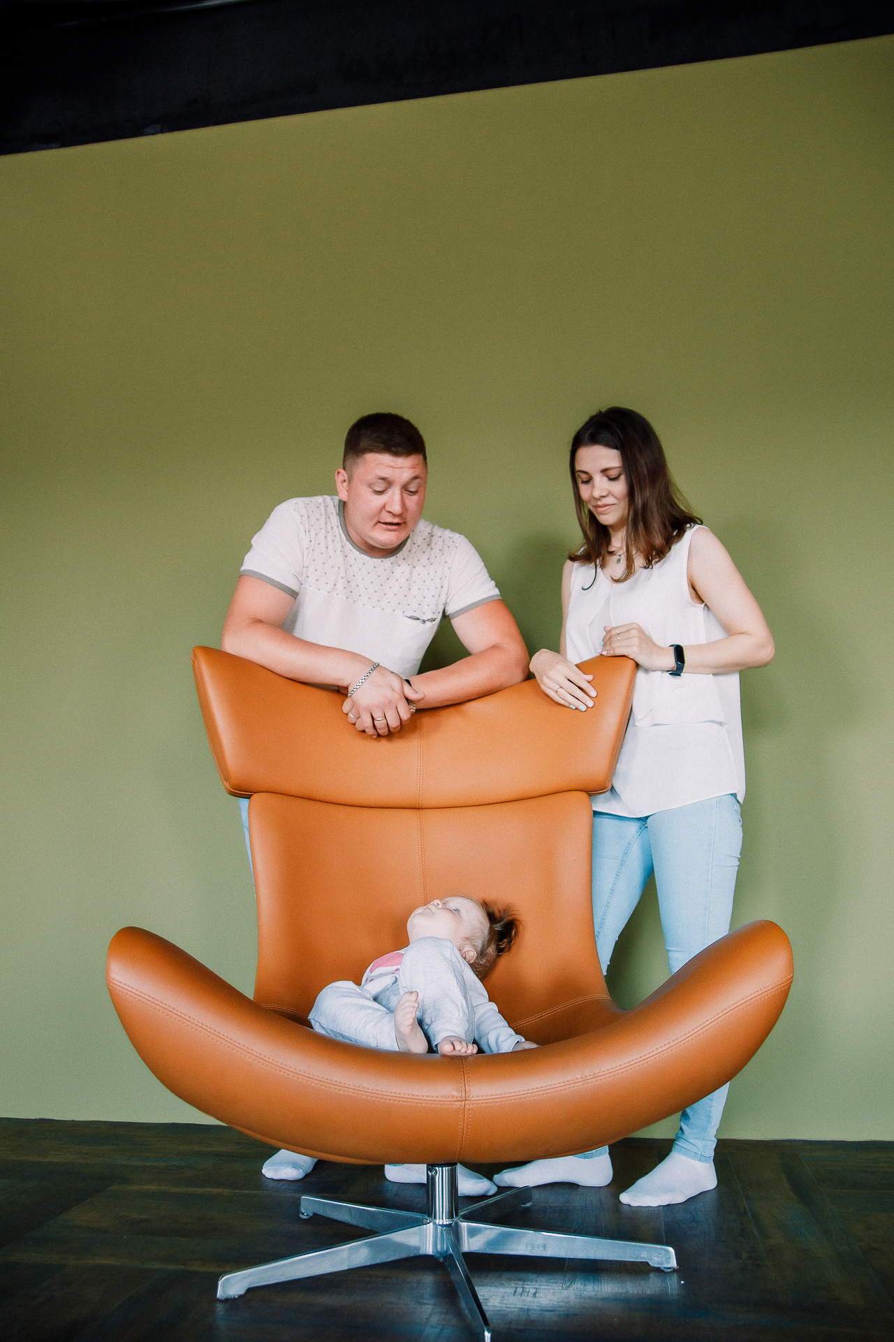 Студийная семейная съёмка. Фотограф Егор Сухов