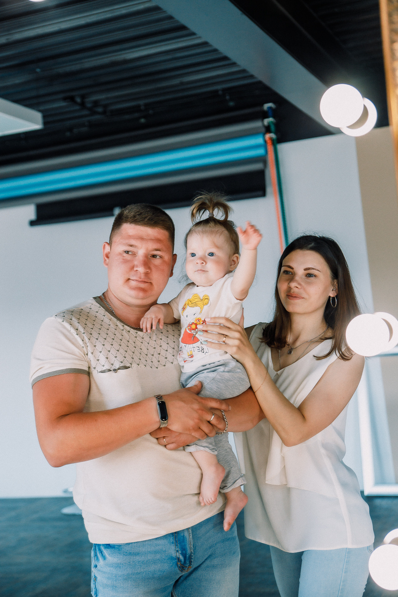 Студийная семейная съёмка. Фотограф Егор Сухов