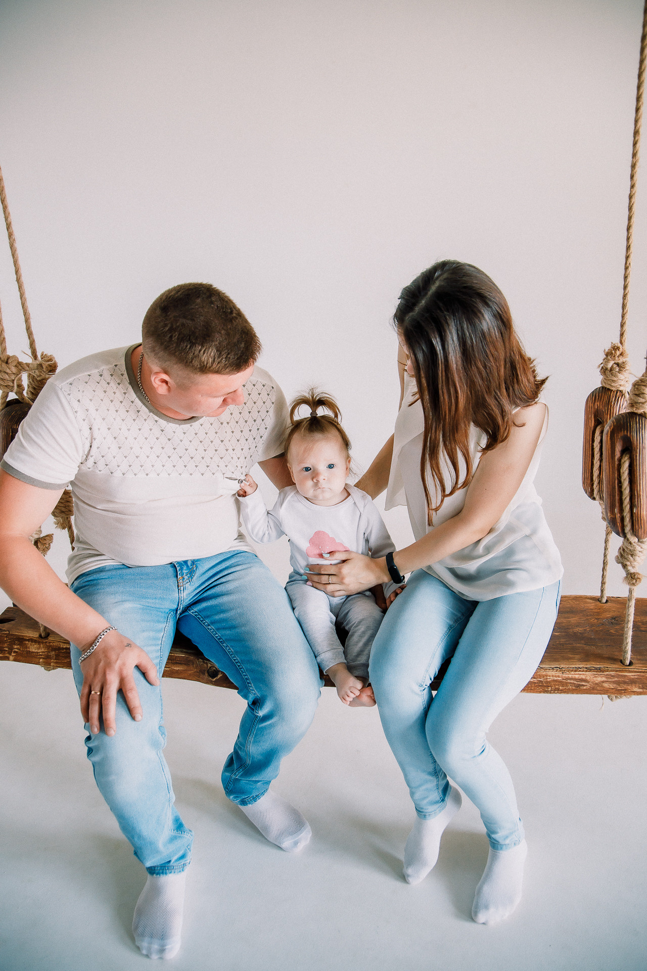 Студийная семейная съёмка. Фотограф Егор Сухов