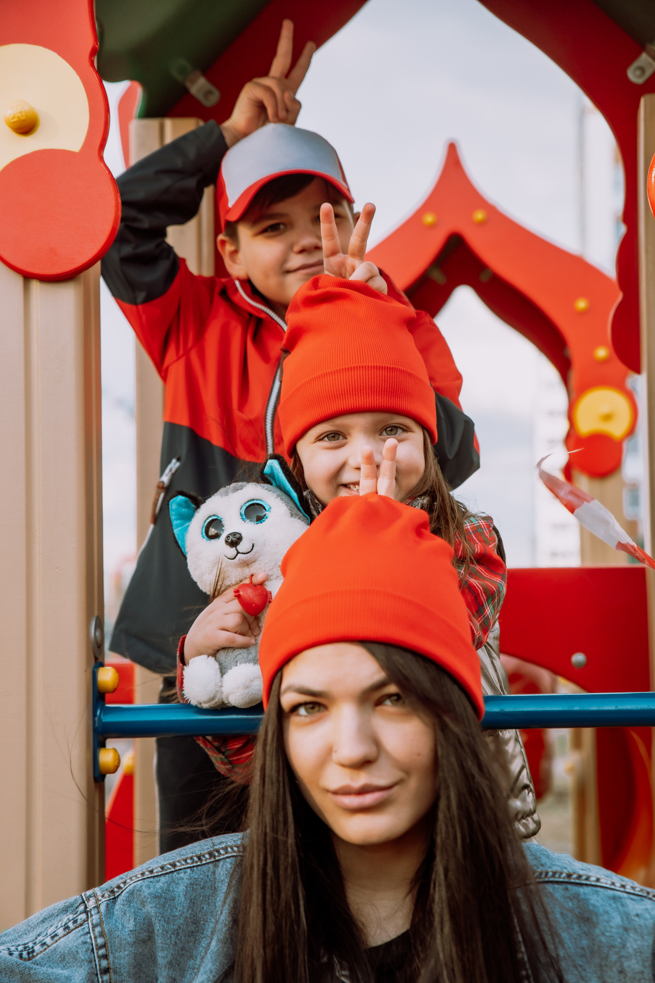 Прогулка|Алёна и её дети. Фотограф Егор Сухов