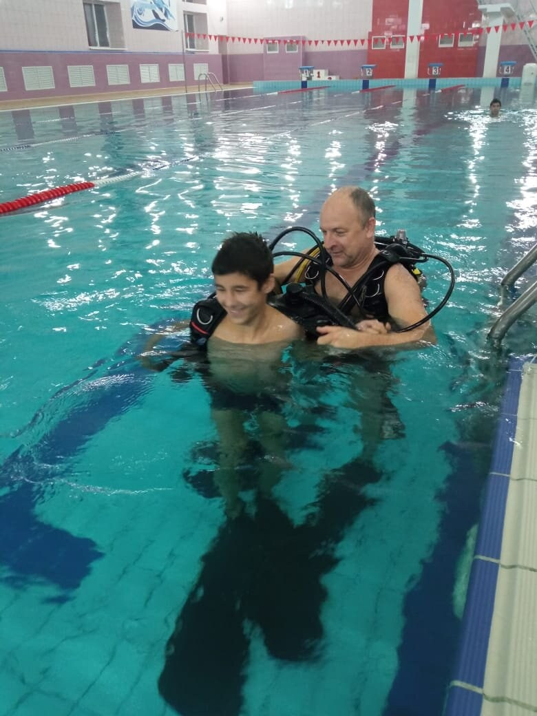 Юные дайверы (2022). Экстремальные виды спорта в Красном Сулине