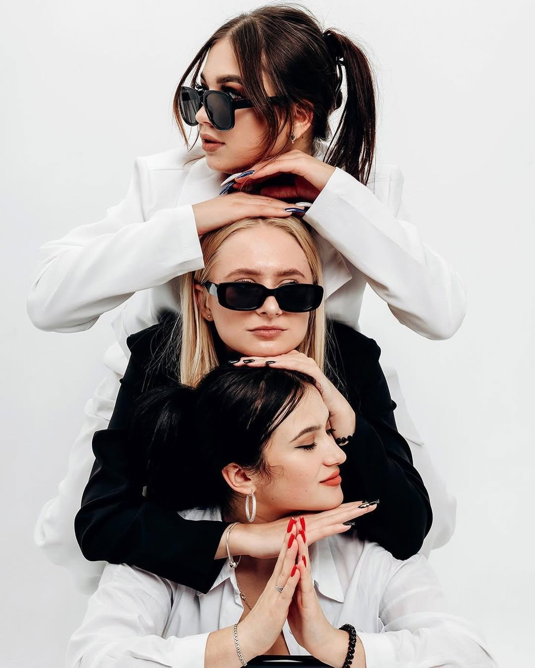 Примеры фотографий. Станция Альбомная — современные выпускные альбомы