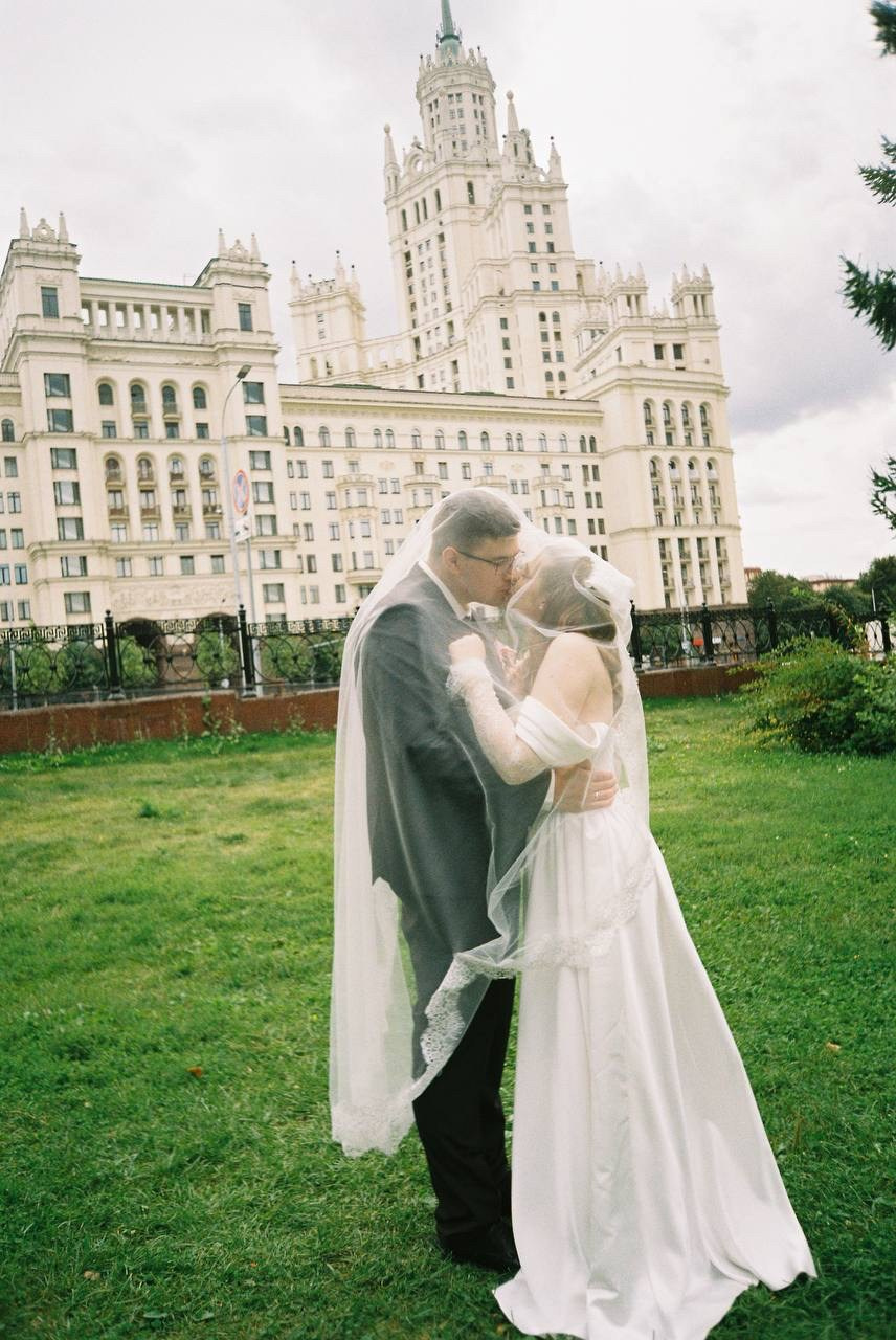 Пленочная фотография. Свадебный и семейный фотограф в Москве Света Снимает