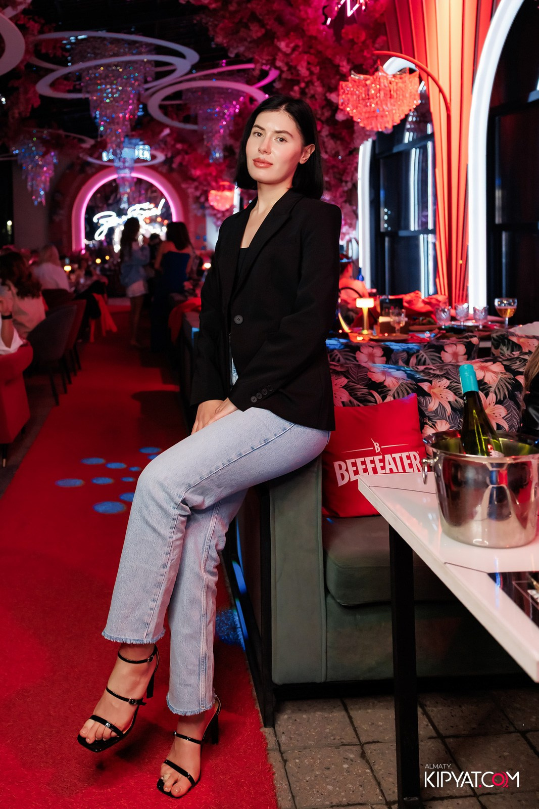 НОДАР РЕВИЯ В «ЗАЯ, НА БИС». КИПЯТКОМ АЛМАТЫ!