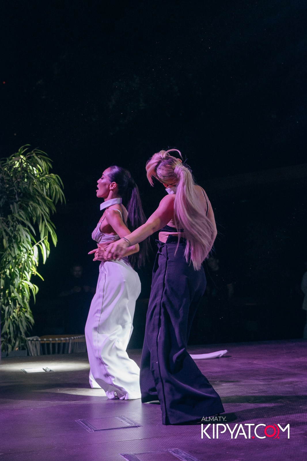 QUEEN. КИПЯТКОМ АЛМАТЫ!