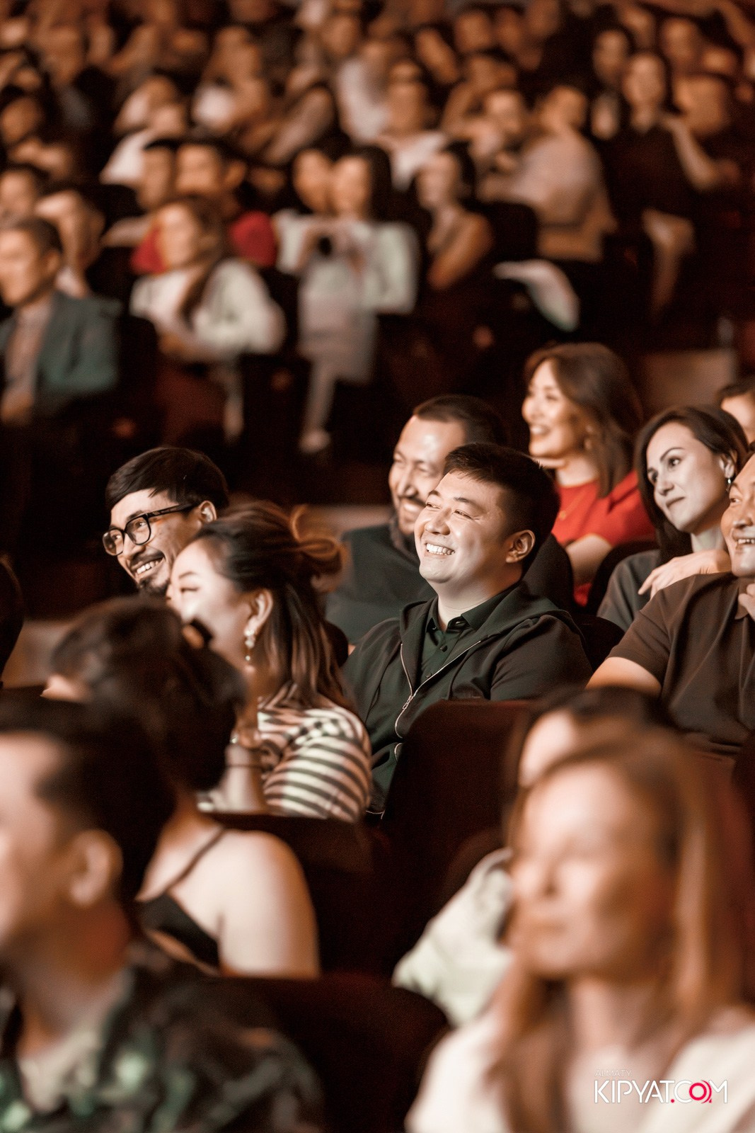 STAND UP КОНЦЕРТ АЛЕКСАНДА МЕРКУЛЬ. КИПЯТКОМ АЛМАТЫ!