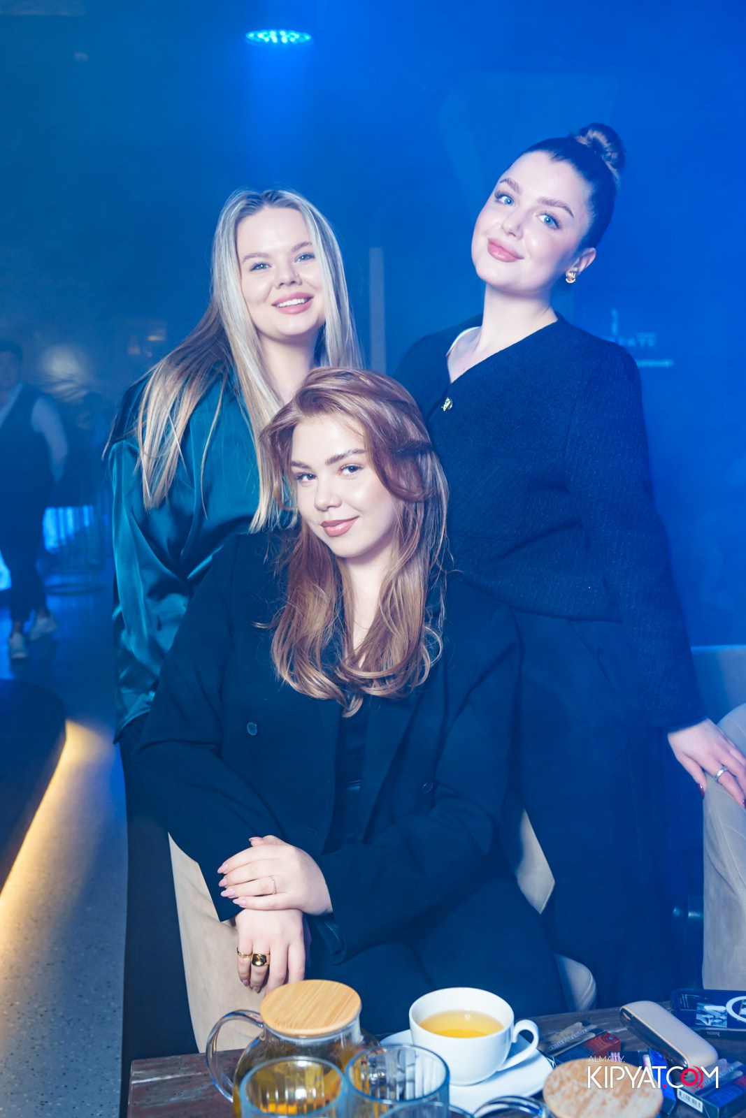 LAUREATE KARAOKE HALL. КИПЯТКОМ АЛМАТЫ!