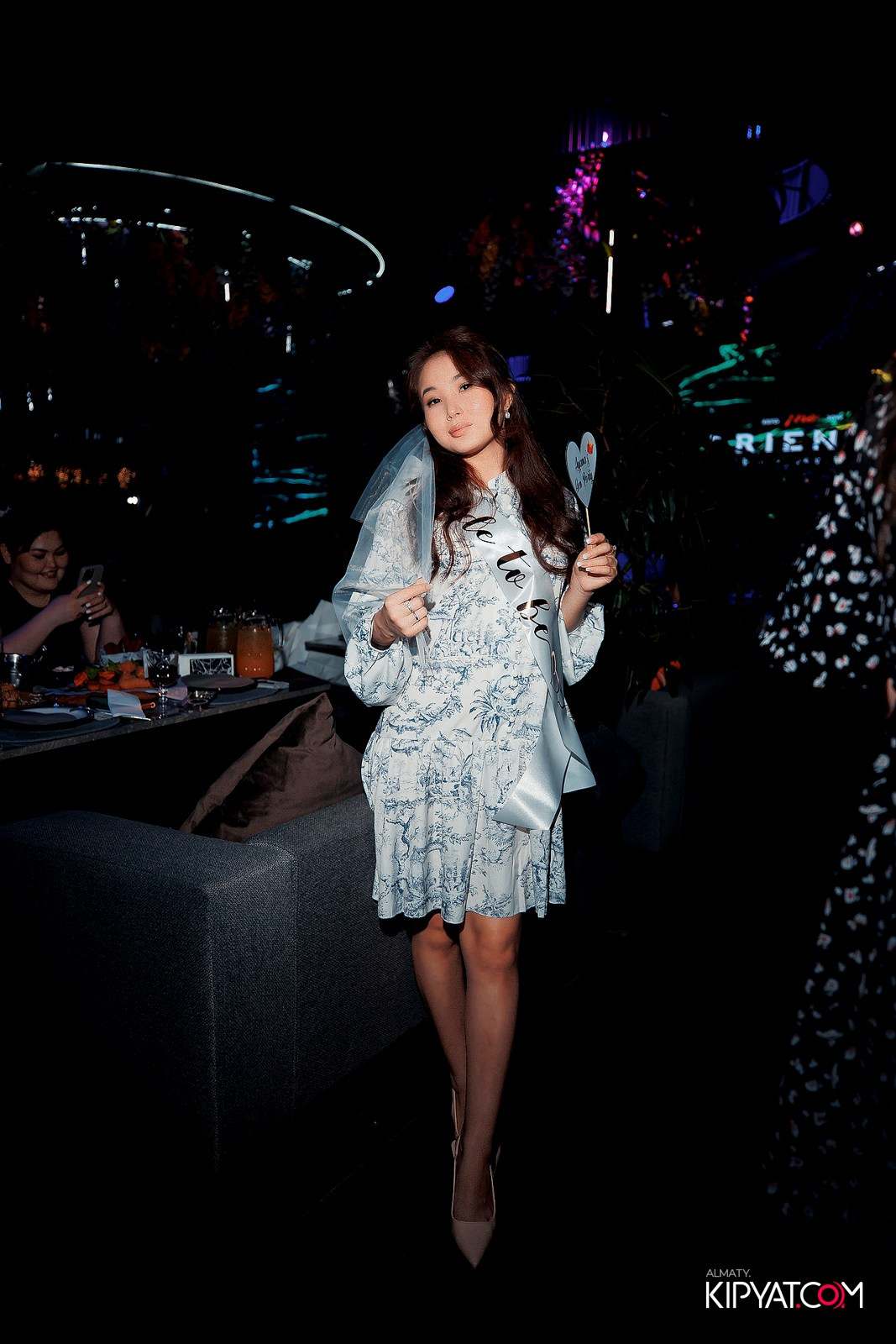 FRIENDS BAR & TERRACE. КИПЯТКОМ АЛМАТЫ!