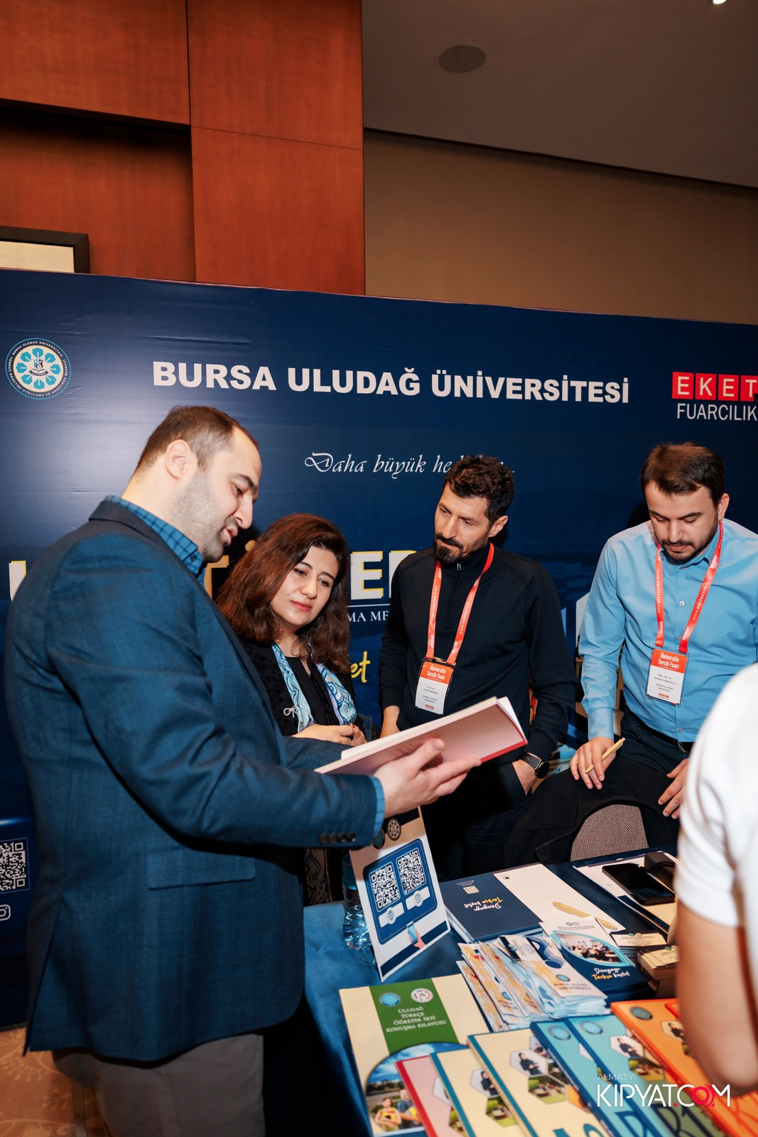 ВЫСТАВКА ТУРЕЦКИХ УНИВЕРСИТЕТОВ. КИПЯТКОМ АЛМАТЫ! Фотосъемка мероприятий в Алматы