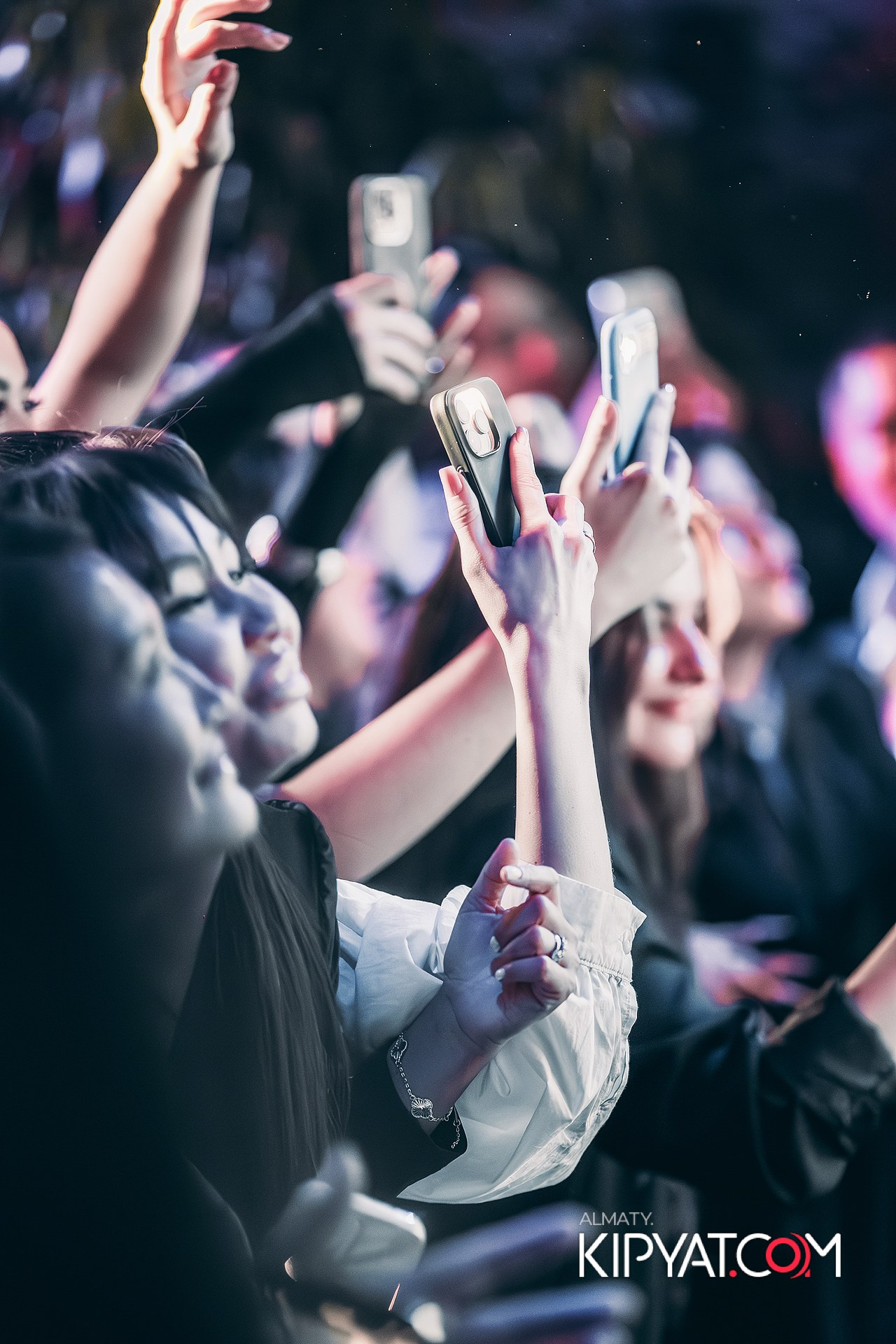 QUEST PISTOLS В РЕСТОРАНЕ NINO. КИПЯТКОМ АЛМАТЫ!