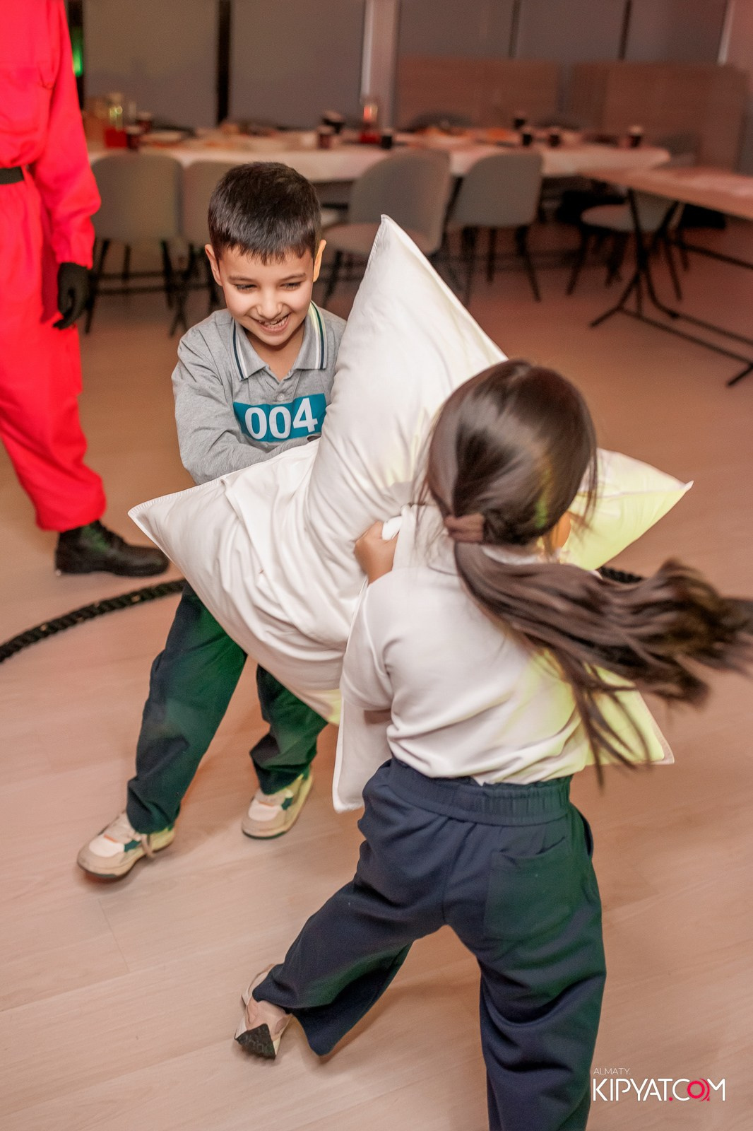 КВЕСТ-ШОУ ALAROVICH ИГРА В КАЛЬМАРА. КИПЯТКОМ АЛМАТЫ!