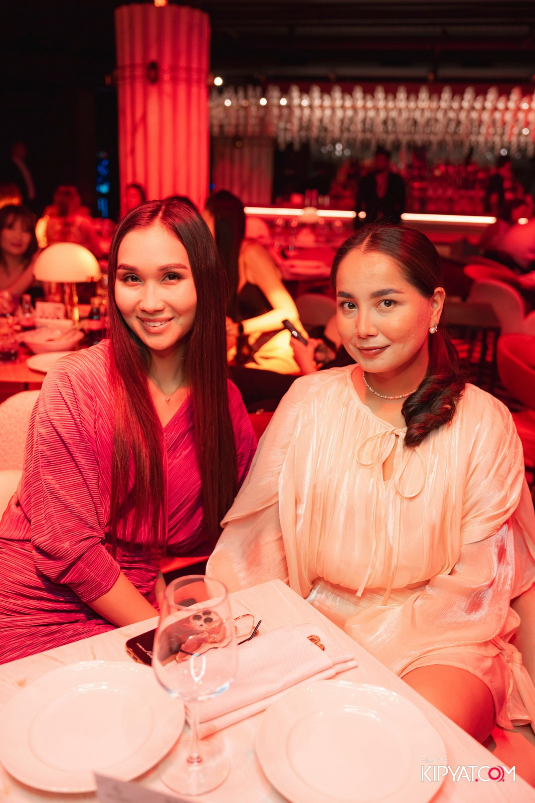 QUEEN. КИПЯТКОМ АЛМАТЫ!