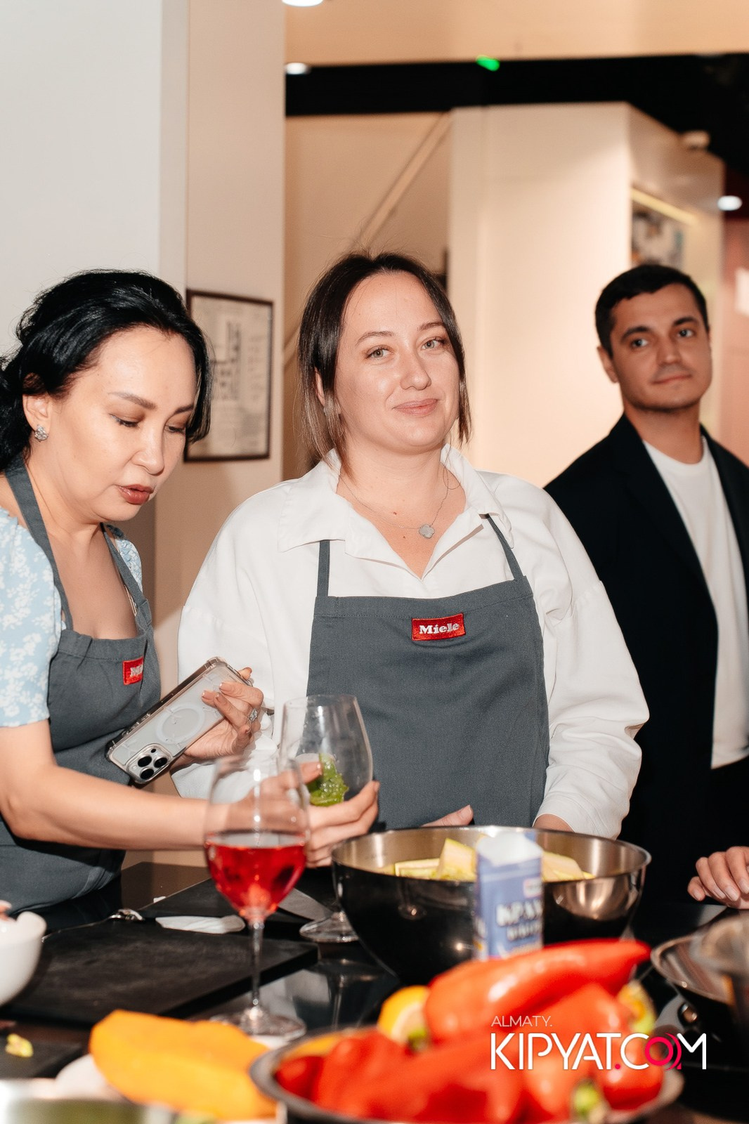 MIELE. КИПЯТКОМ АЛМАТЫ!