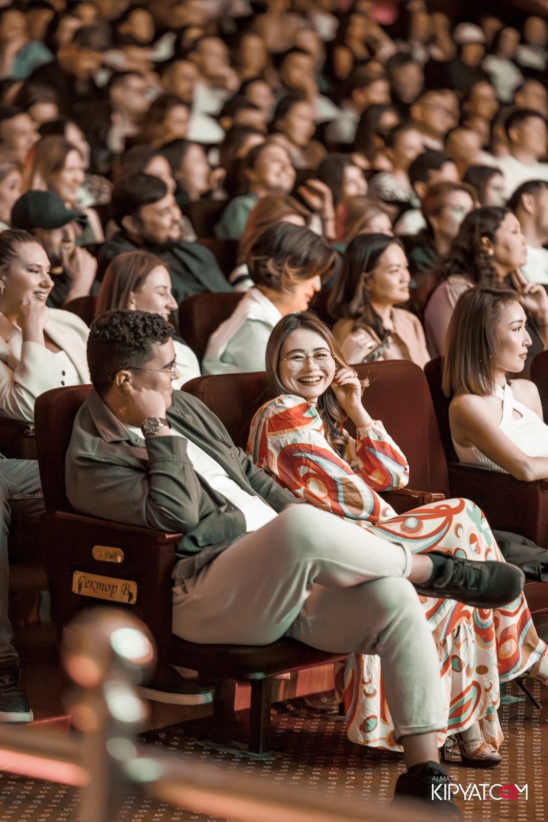 STAND UP КОНЦЕРТ АЛЕКСАНДА МЕРКУЛЬ. КИПЯТКОМ АЛМАТЫ!