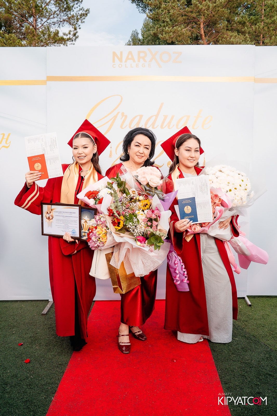 ВРУЧЕНИЕ ДИПЛОМОВ — НАРХОЗ КОЛЛЕДЖ. Part 1. КИПЯТКОМ АЛМАТЫ!