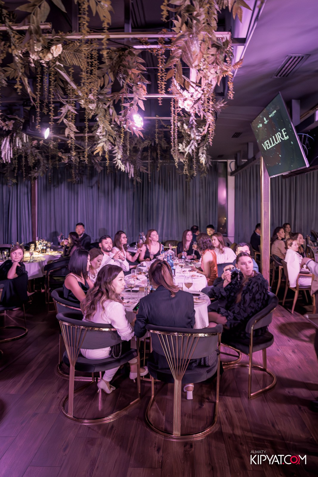 ПРЕЗЕНТАЦИЯ ЖУРНАЛА «VELLURE». КИПЯТКОМ АЛМАТЫ!