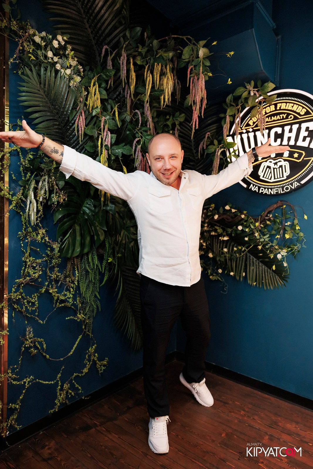 MUNCHEN PUB NA PANFILOVA. КИПЯТКОМ АЛМАТЫ!