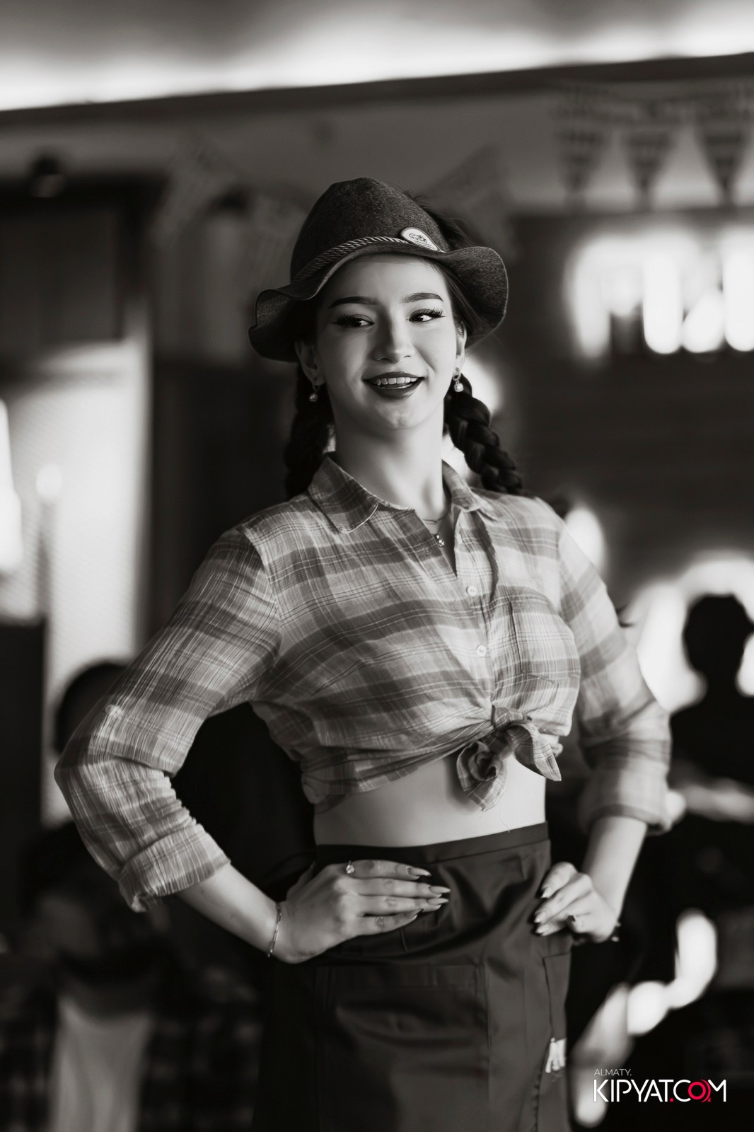 OKTOBERFEST — ПИНТА MEGA ALMA-ATA. КИПЯТКОМ АЛМАТЫ!