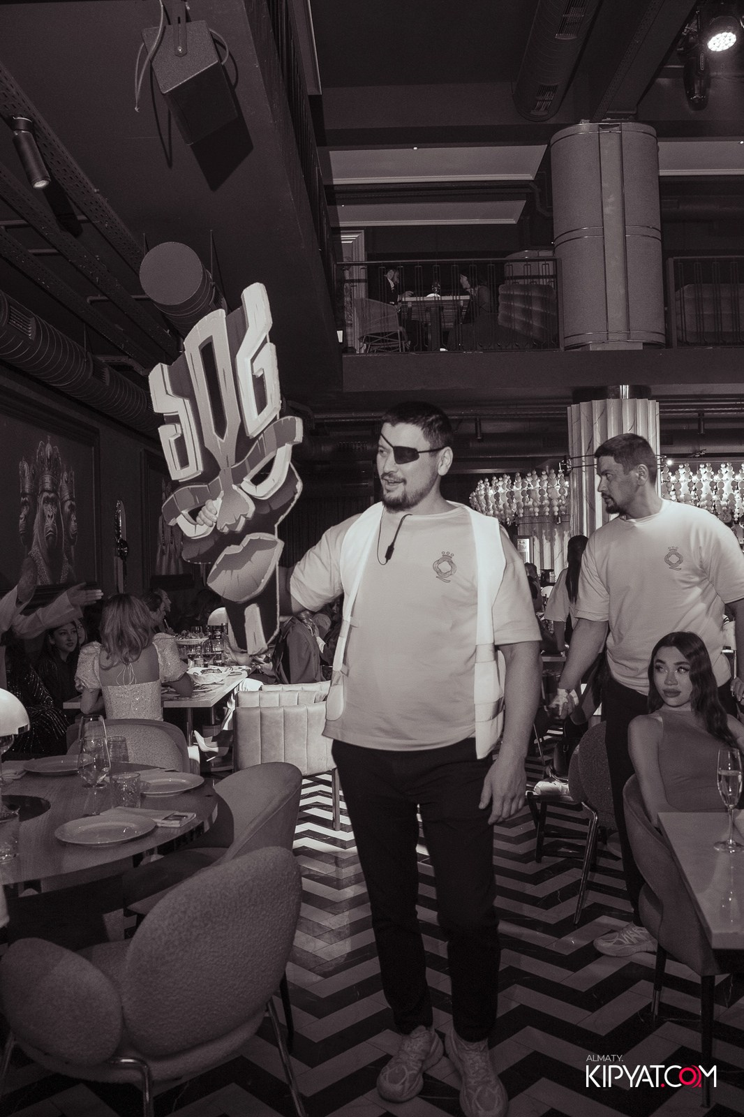 QUEEN. КИПЯТКОМ АЛМАТЫ!