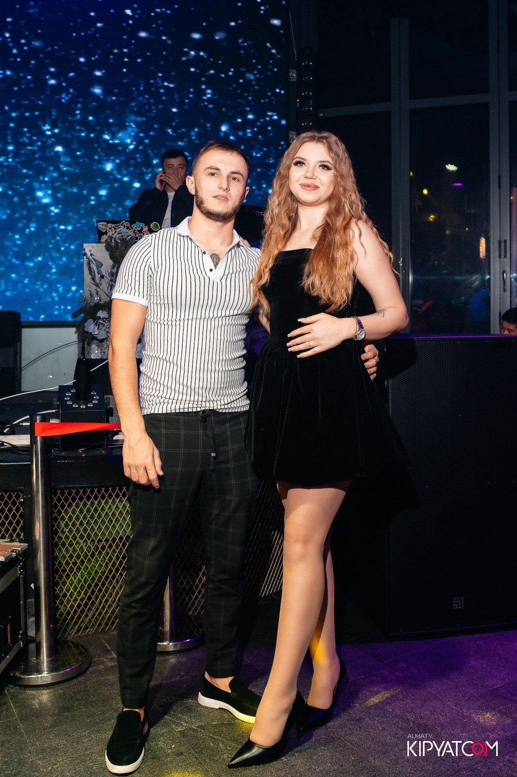 FRIENDS BAR & TERRACE. КИПЯТКОМ АЛМАТЫ!