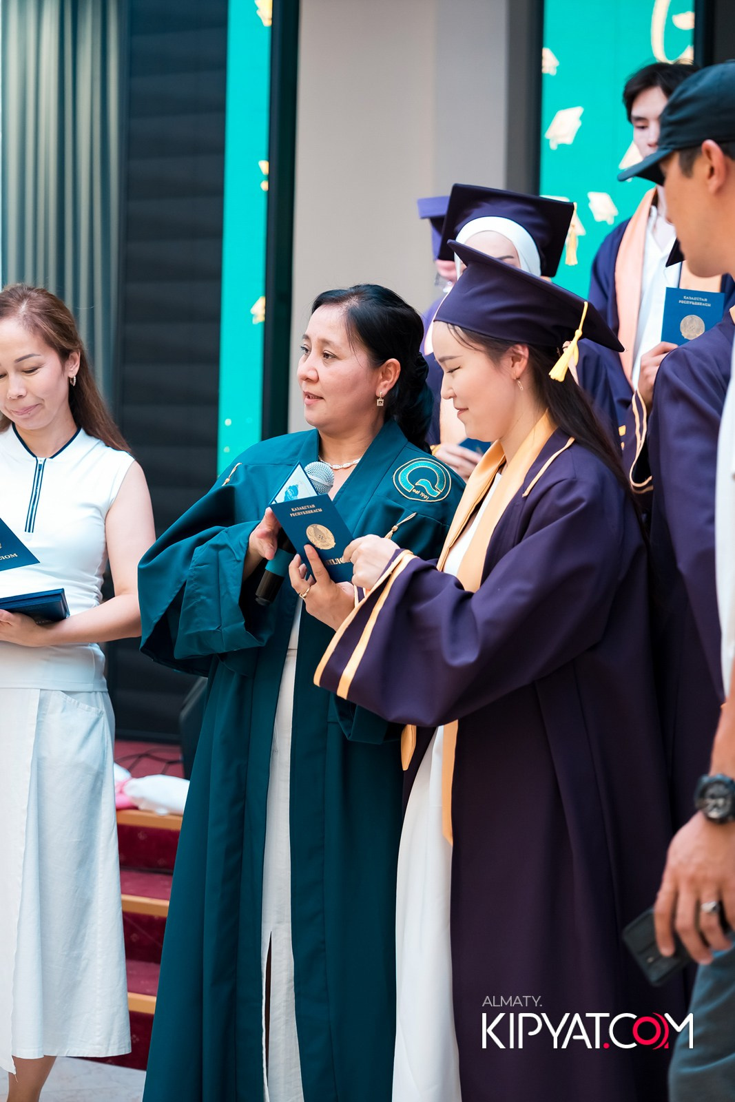 GRADUATION 2025 Q UNIVERSITY. КИПЯТКОМ АЛМАТЫ!