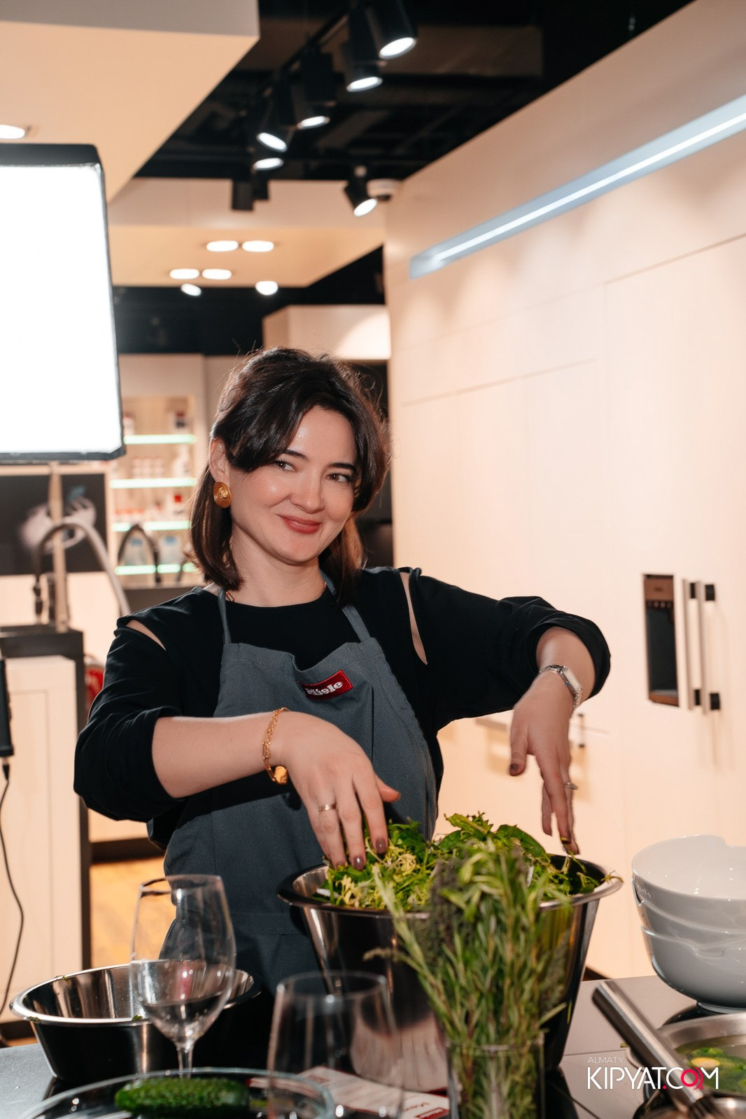 MIELE. КИПЯТКОМ АЛМАТЫ!