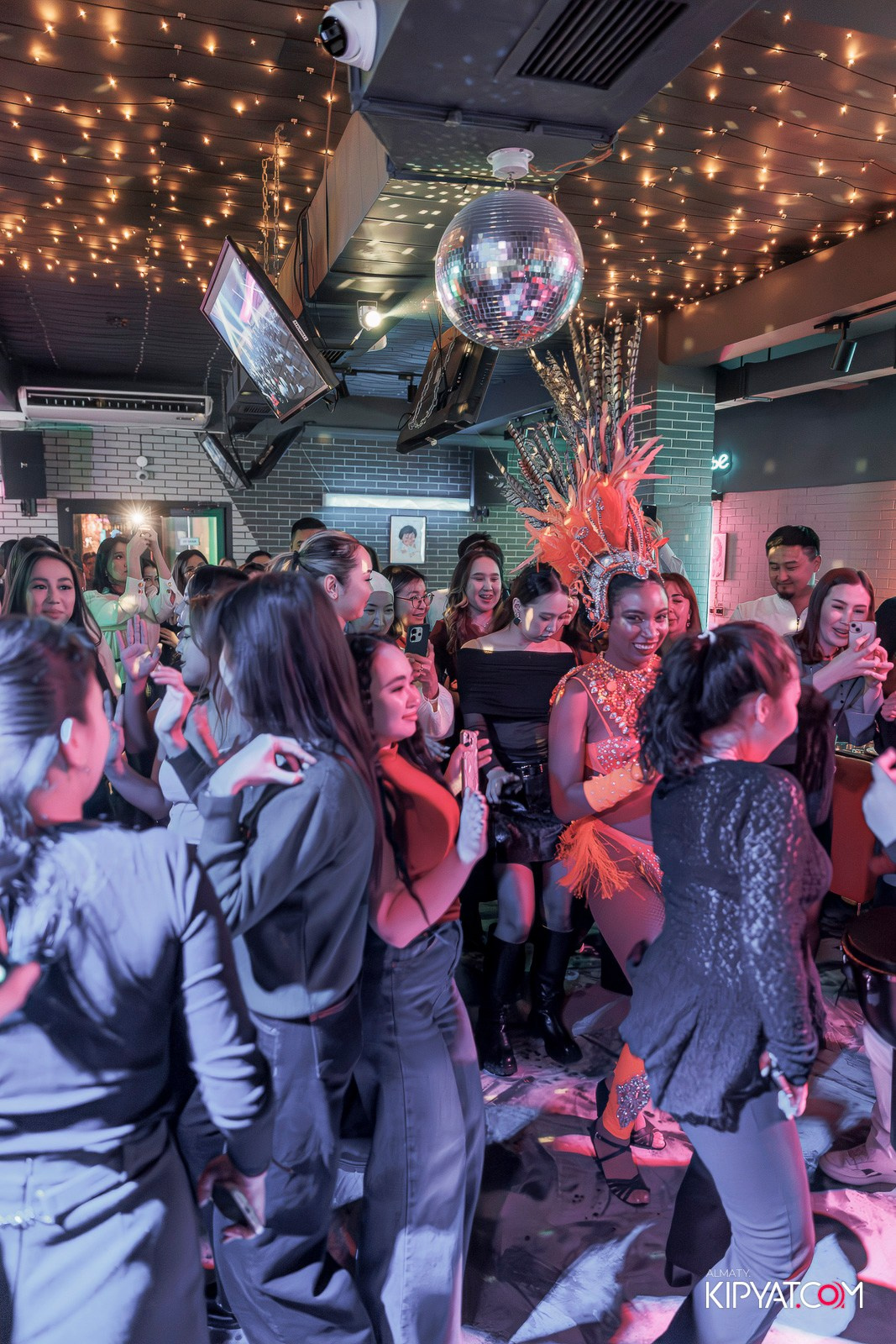 КАРАОКЕ DOREMI. КИПЯТКОМ АЛМАТЫ!