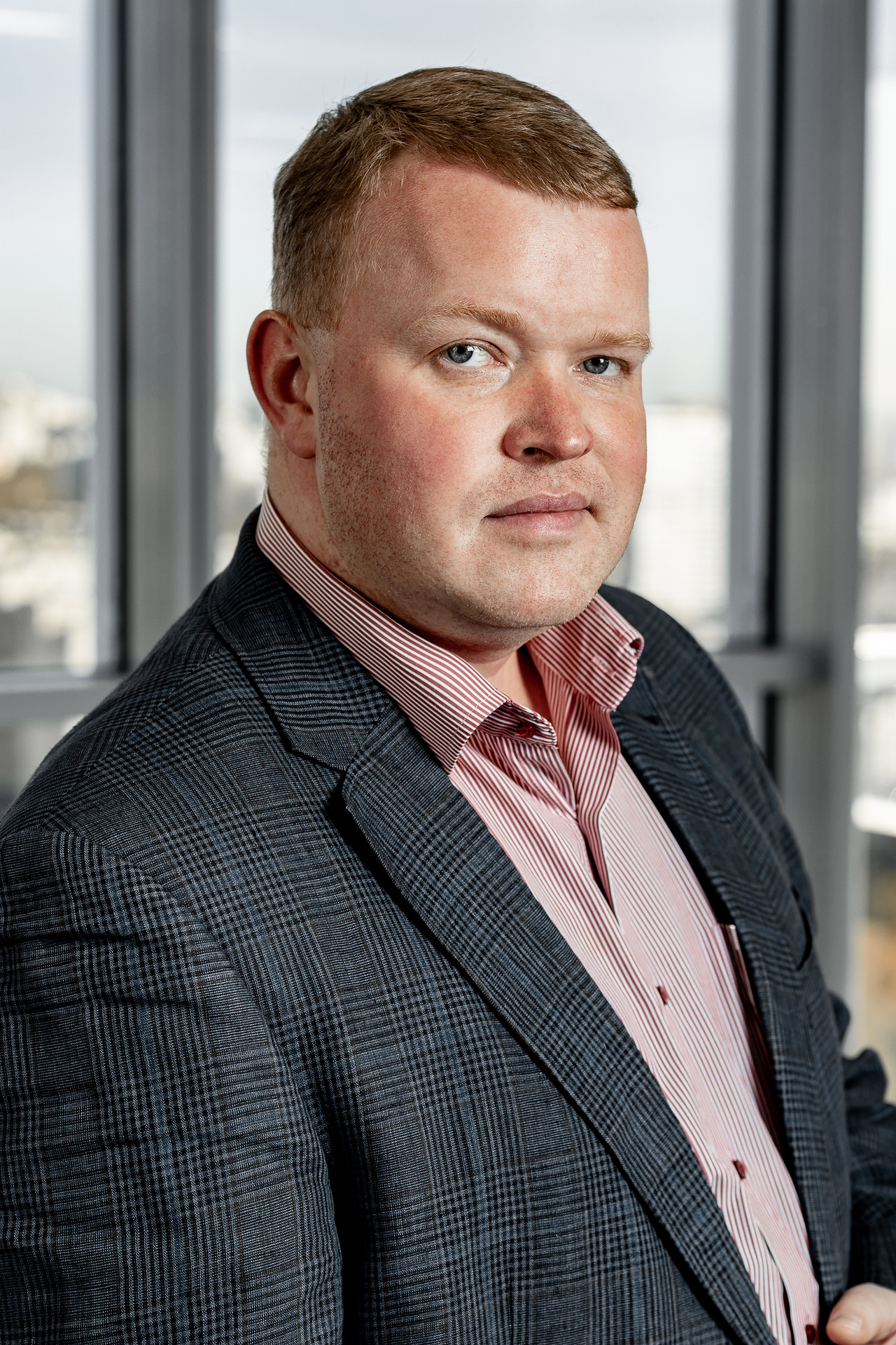 Бизнес-портреты сотрудников компании НИК